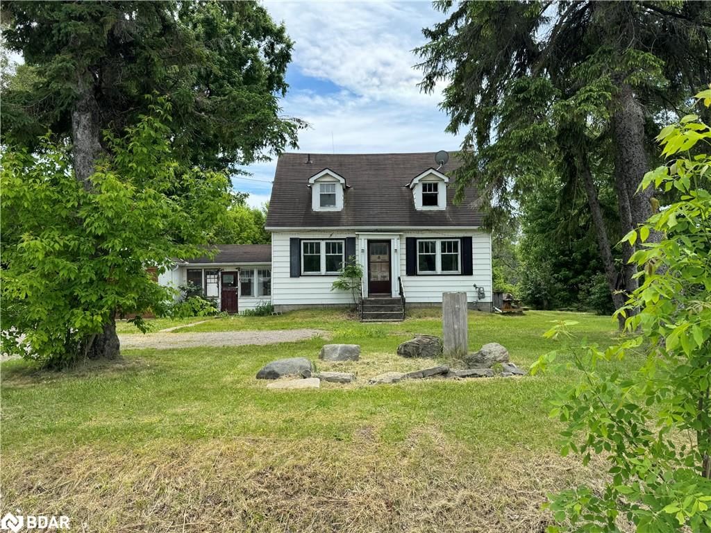 Photo 2 of 1100/1106 Old Highway 2, Quinte West, Sidney Ward — HOMEH