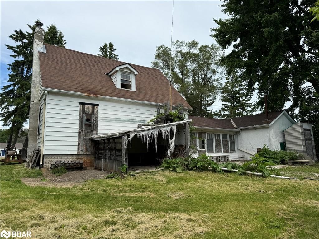 Photo 4 of 1100/1106 Old Highway 2, Quinte West, Sidney Ward — HOMEH