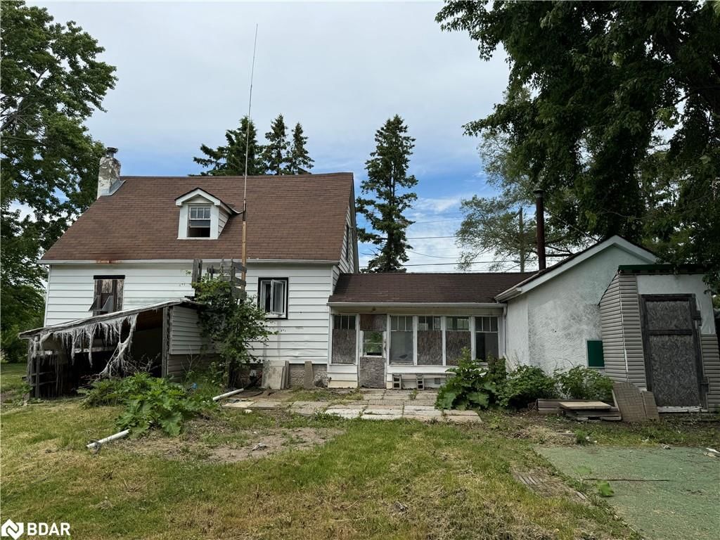 Photo 5 of 1100/1106 Old Highway 2, Quinte West, Sidney Ward — HOMEH