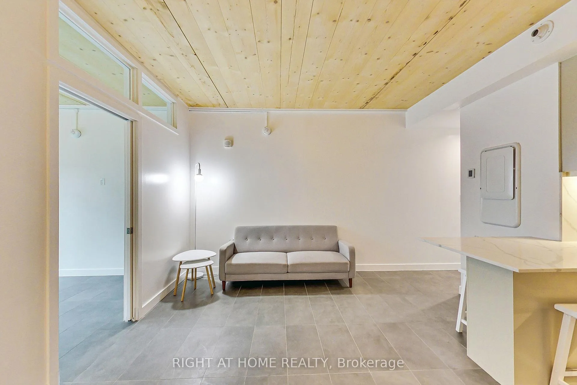 Photo 4 of Unit 201, 1602 Queen Street E, Toronto, The Beaches — HOMEH