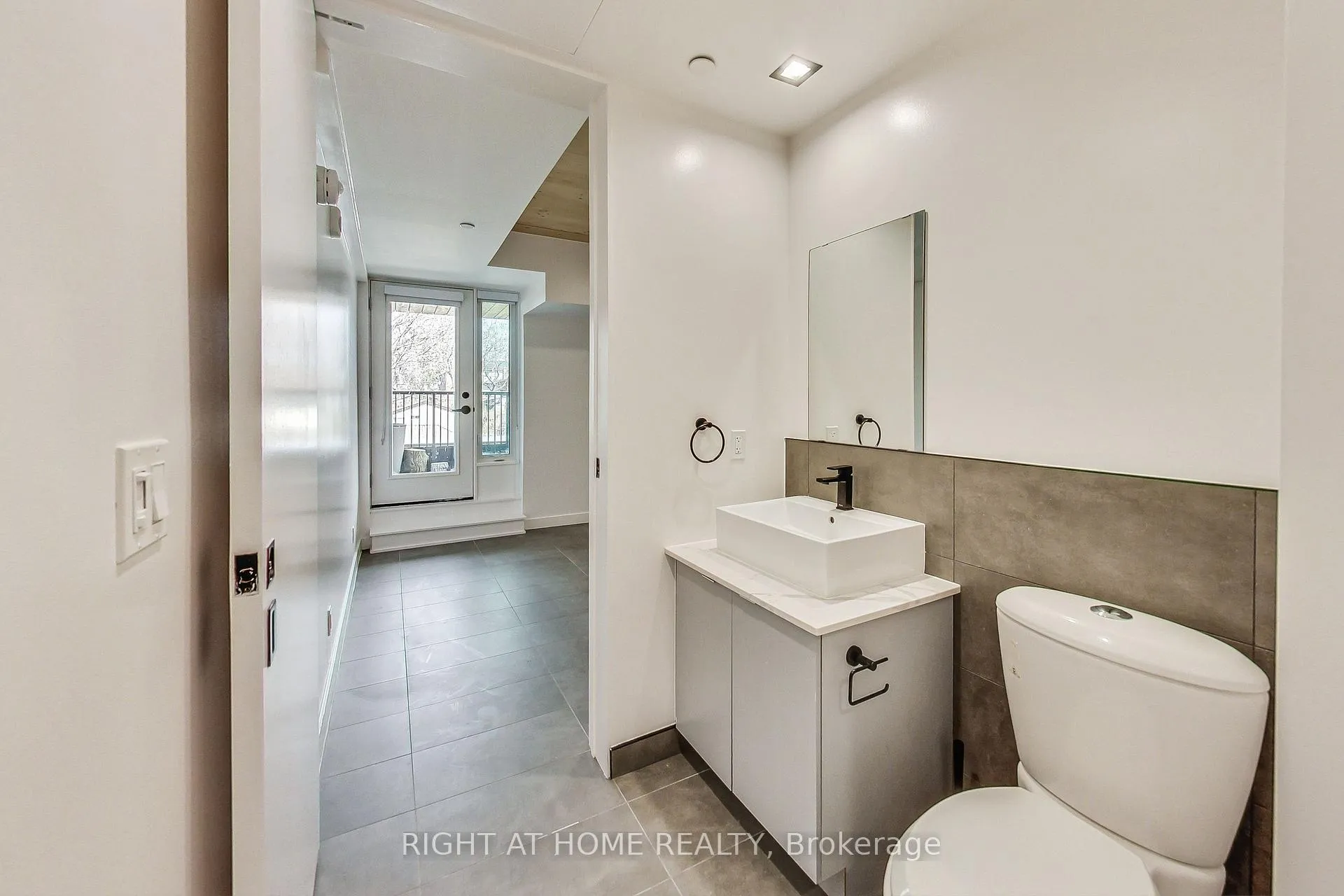 Photo 15 of Unit 201, 1602 Queen Street E, Toronto, The Beaches — HOMEH