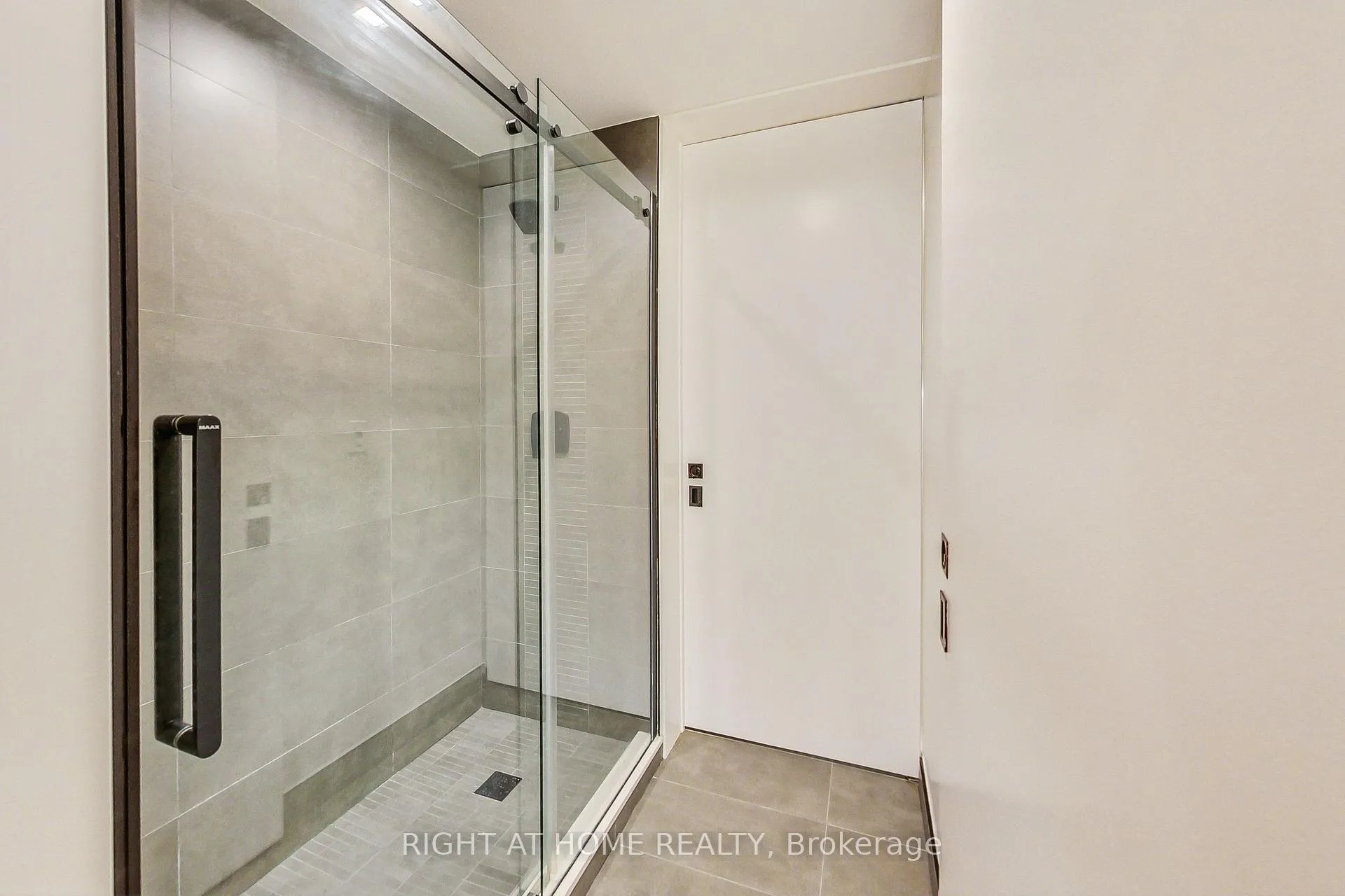 Photo 16 of Unit 201, 1602 Queen Street E, Toronto, The Beaches — HOMEH