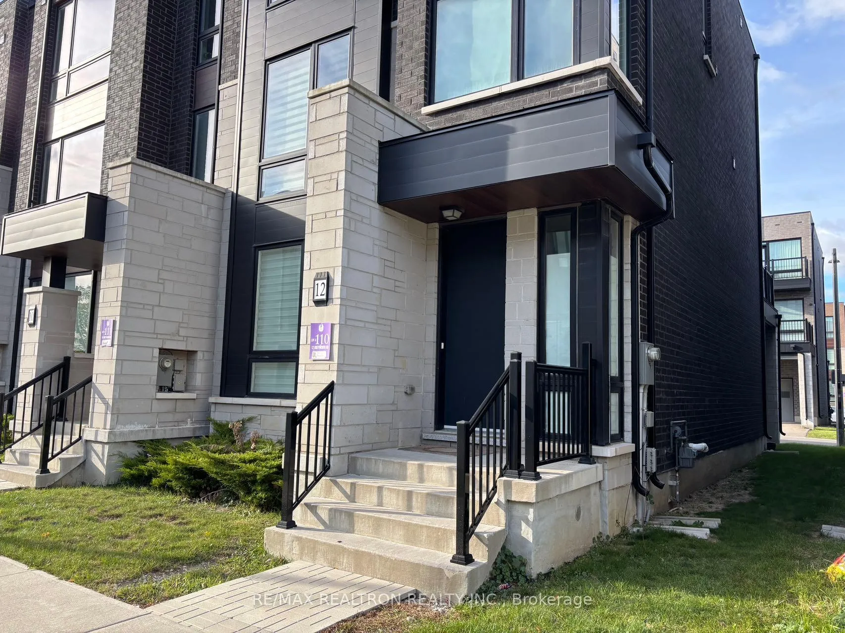 Front of Unit lower, 12 Breyworth Rd