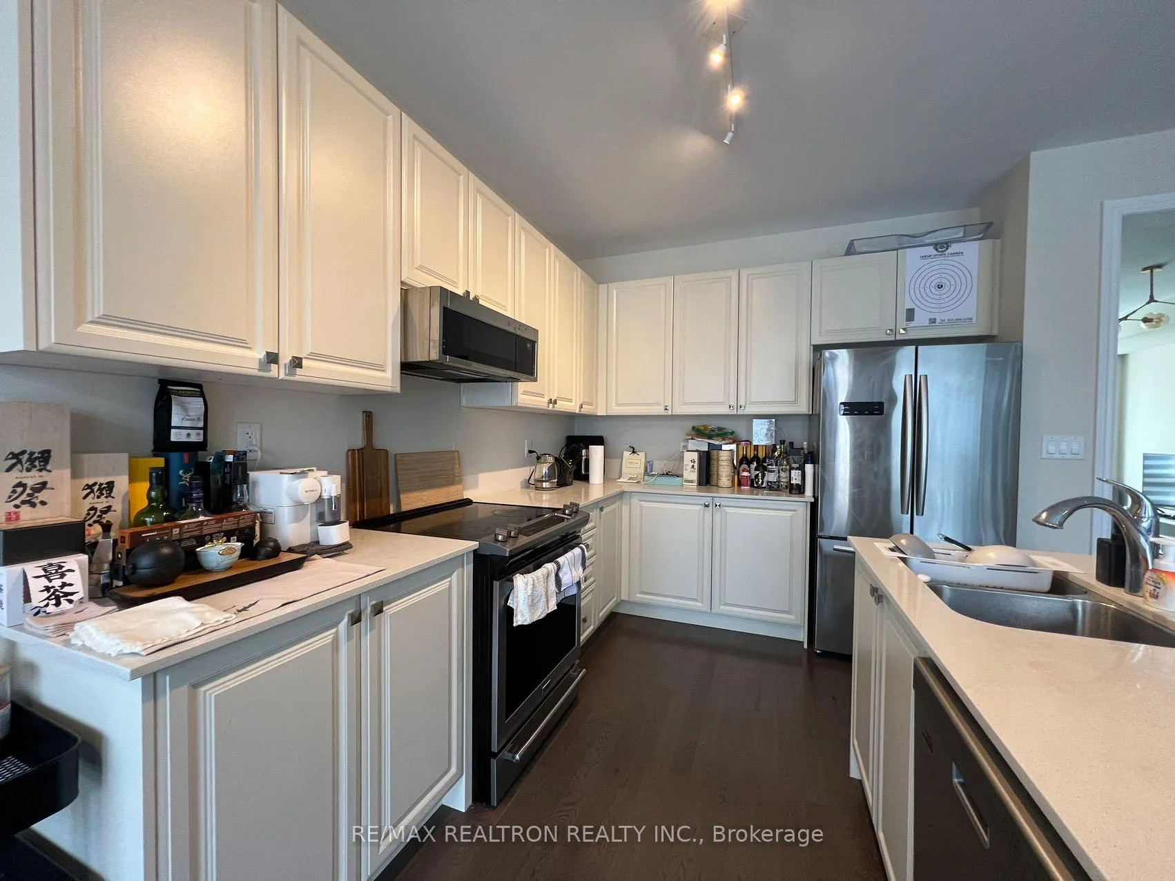 Photo 12 of Unit upper, 12 Breyworth Rd, Markham, Victoria Square — HOMEH