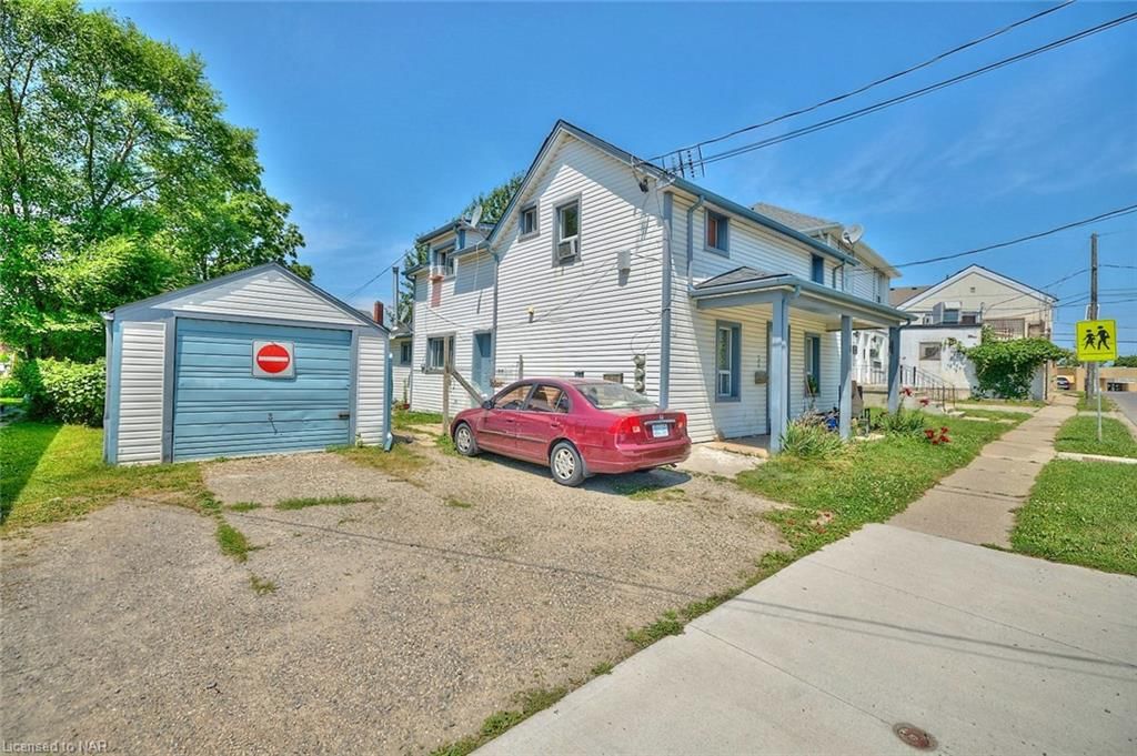 Front of 8 Pelham Road
