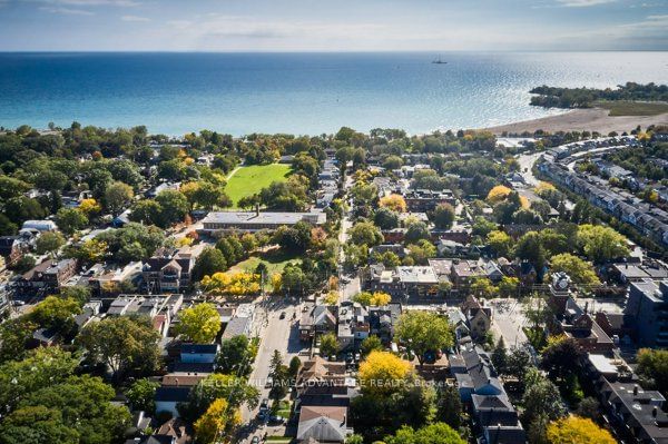 Photo 3 of 46 Elmer Ave, Toronto, The Beaches — HOMEH