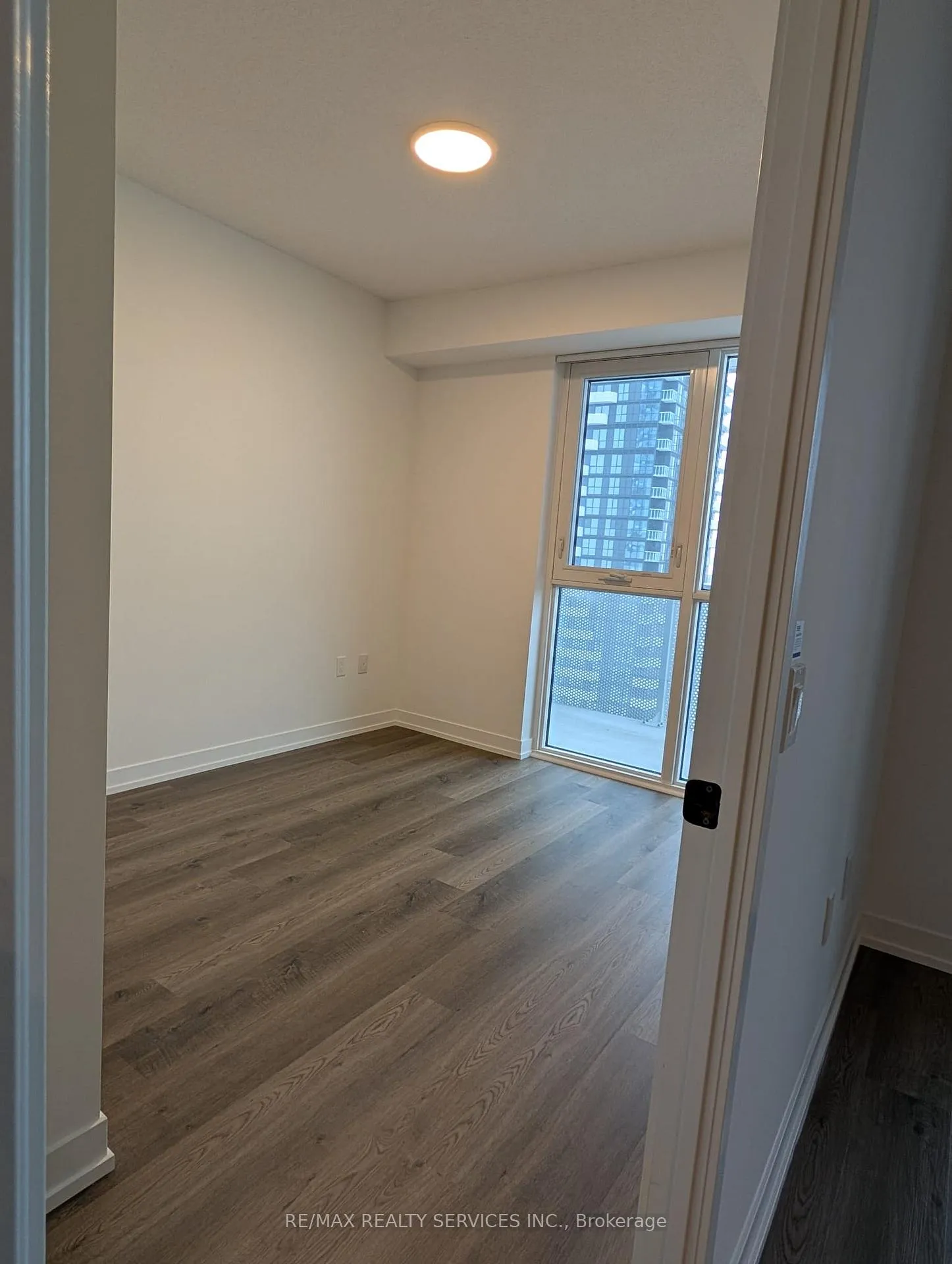 Photo 9 of Unit 3316, 195 Commerce Street, Vaughan, Vaughan Corporate Centre — HOMEH