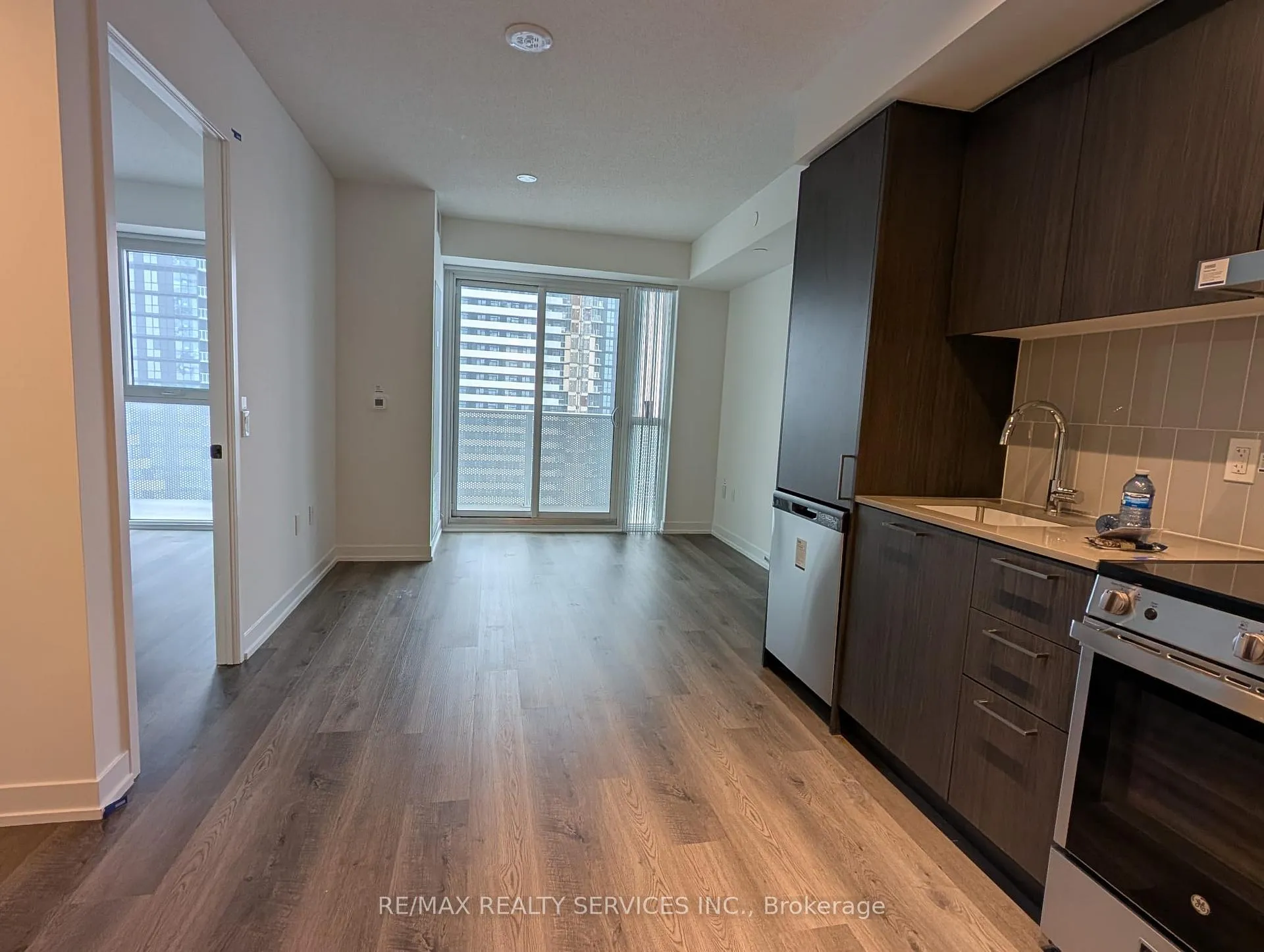 Photo 13 of Unit 3316, 195 Commerce Street, Vaughan, Vaughan Corporate Centre — HOMEH