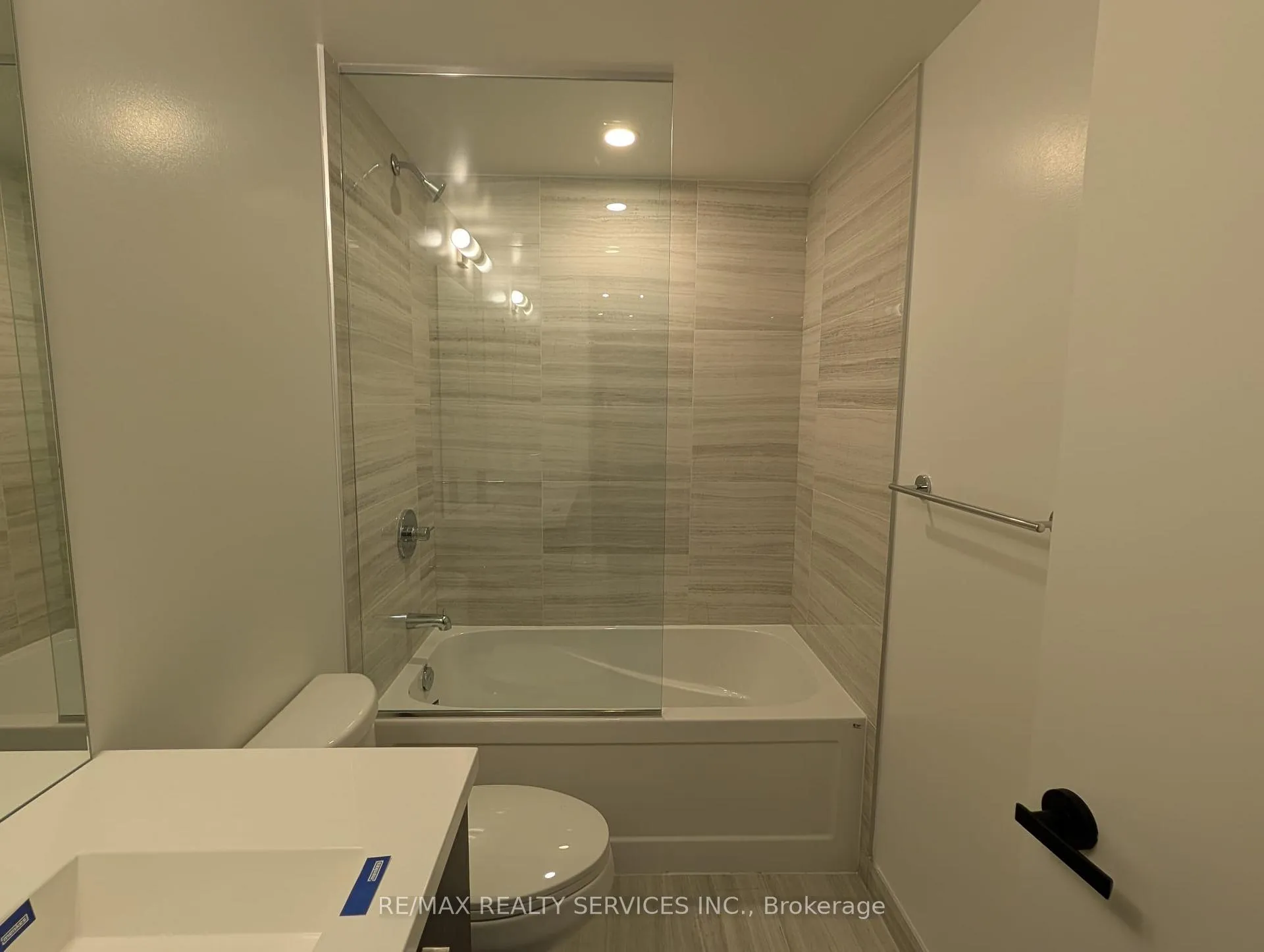 Photo 15 of Unit 3316, 195 Commerce Street, Vaughan, Vaughan Corporate Centre — HOMEH