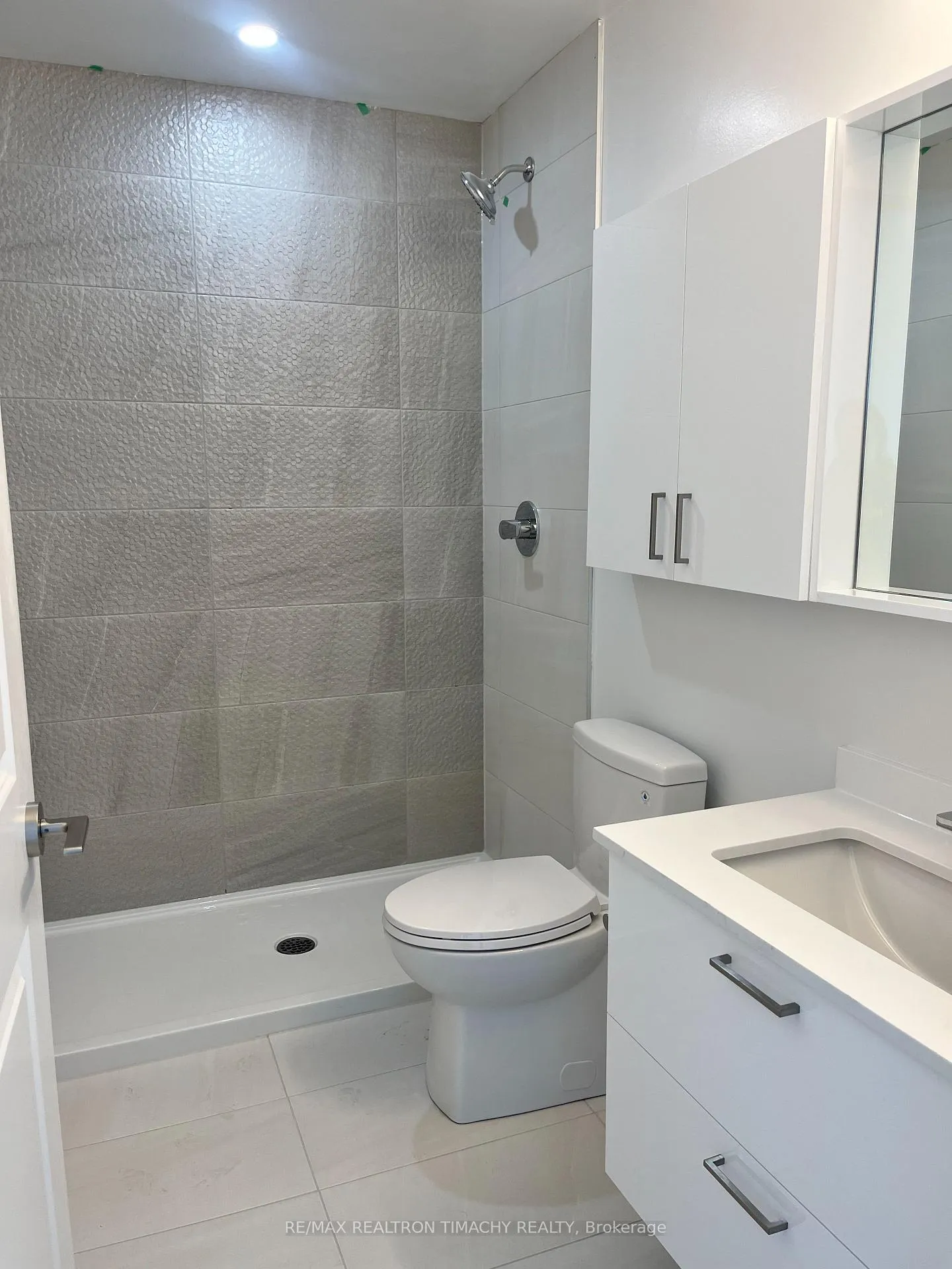 Photo 16 of Unit 2810, 30 Upper Mall Way, Vaughan, Brownridge — HOMEH