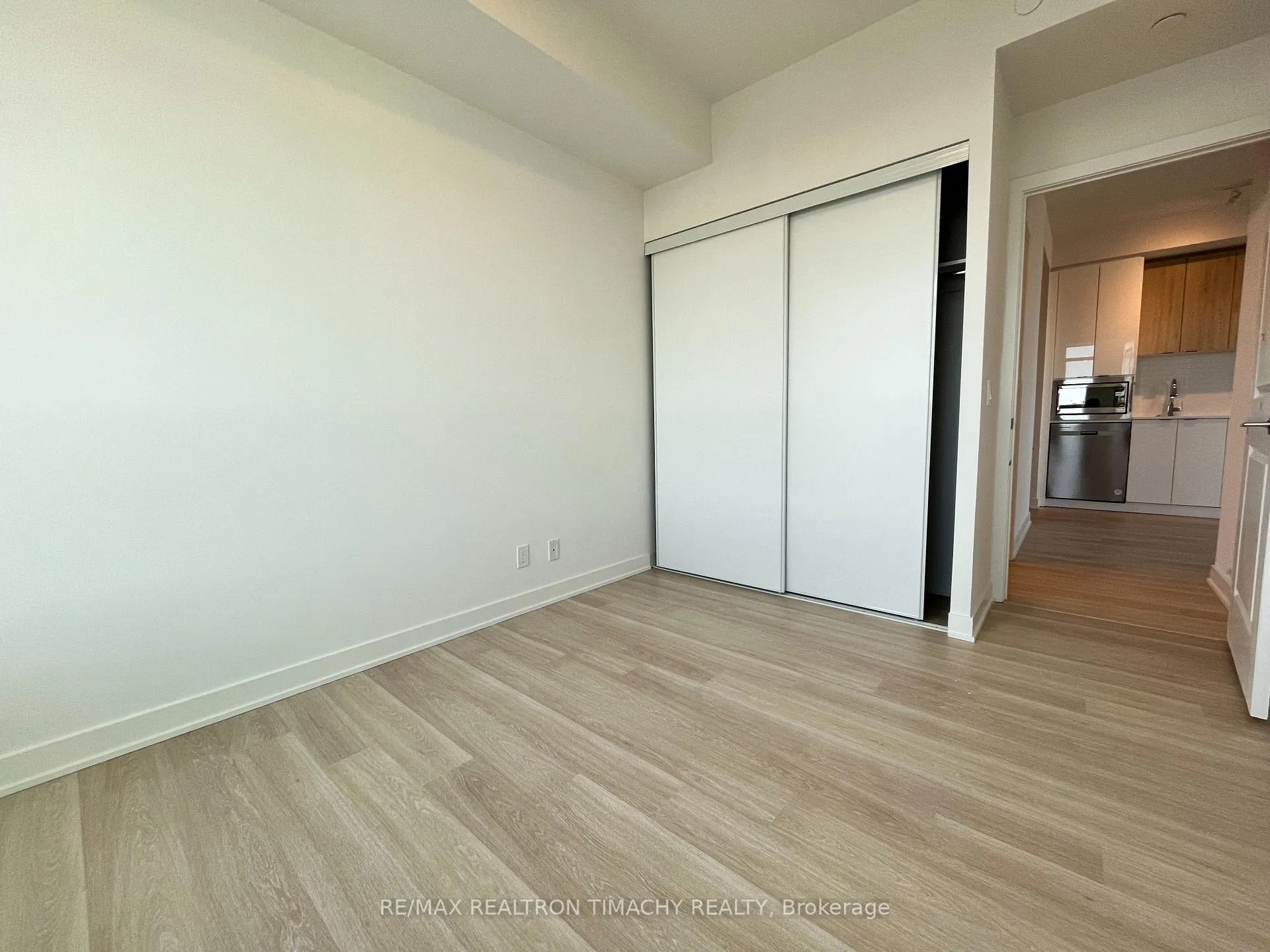 Photo 18 of Unit 2810, 30 Upper Mall Way, Vaughan, Brownridge — HOMEH