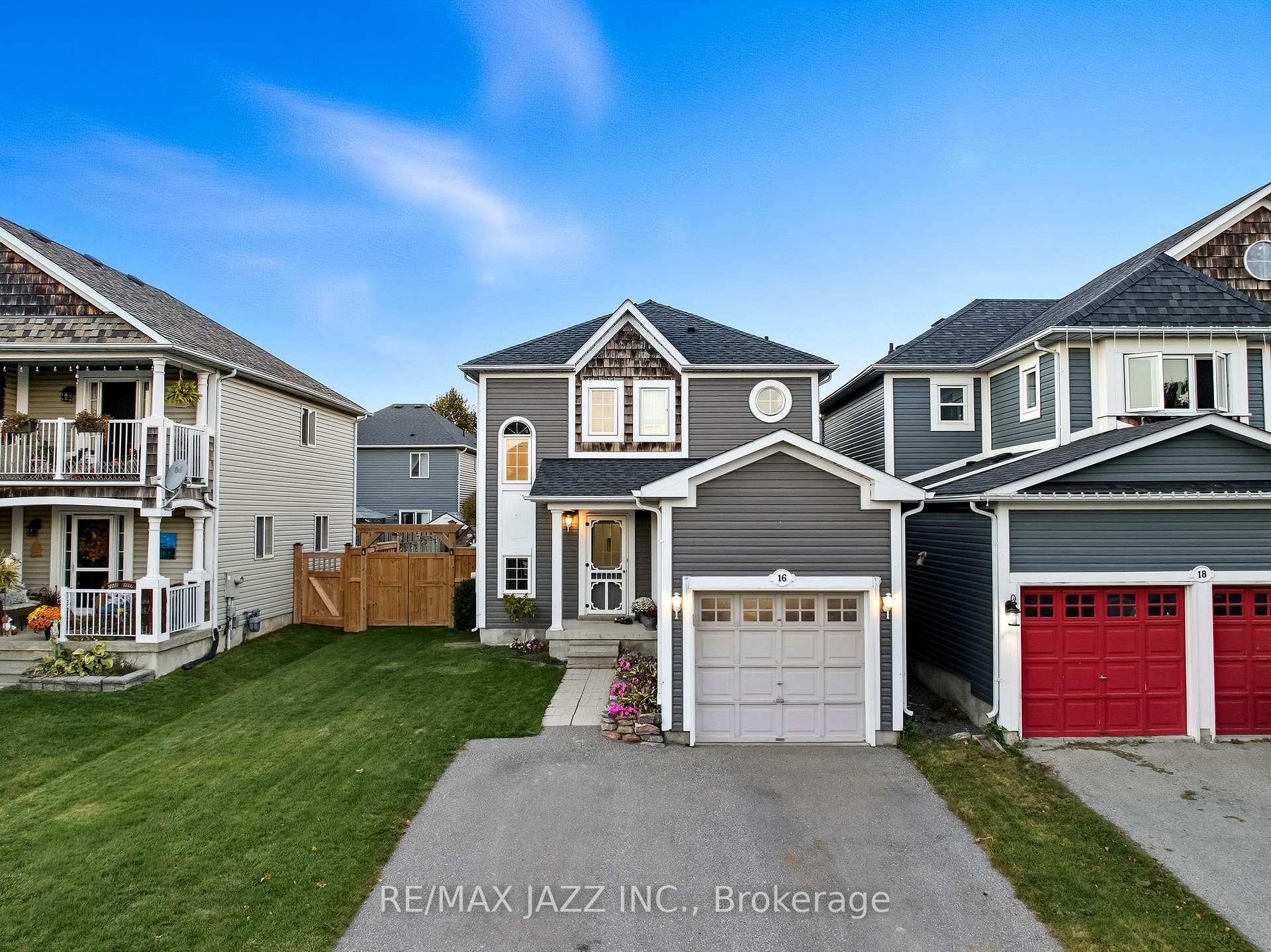 Photo 1 of 16 Carveth Crescent, Clarington, Newcastle — HOMEH