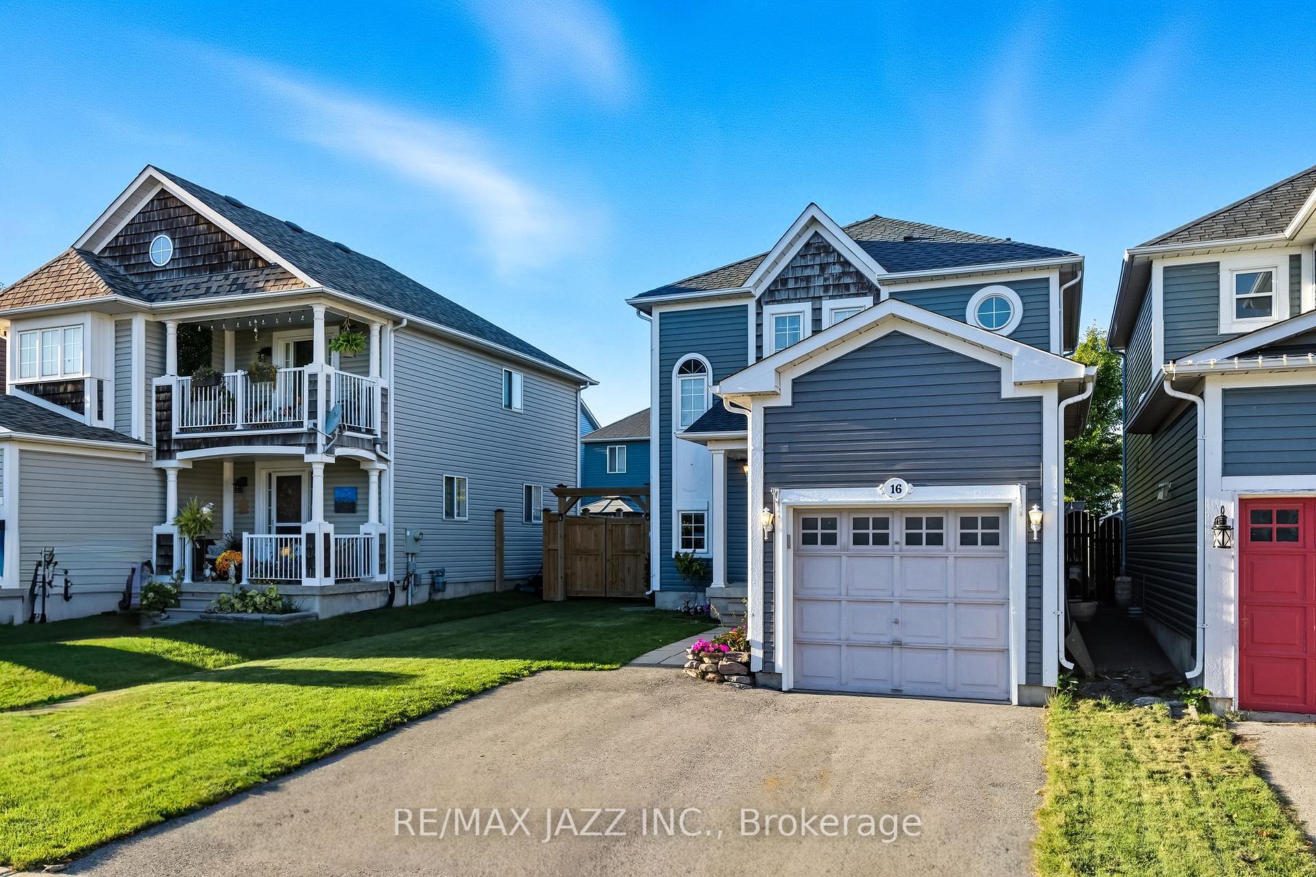 Photo 3 of 16 Carveth Crescent, Clarington, Newcastle — HOMEH