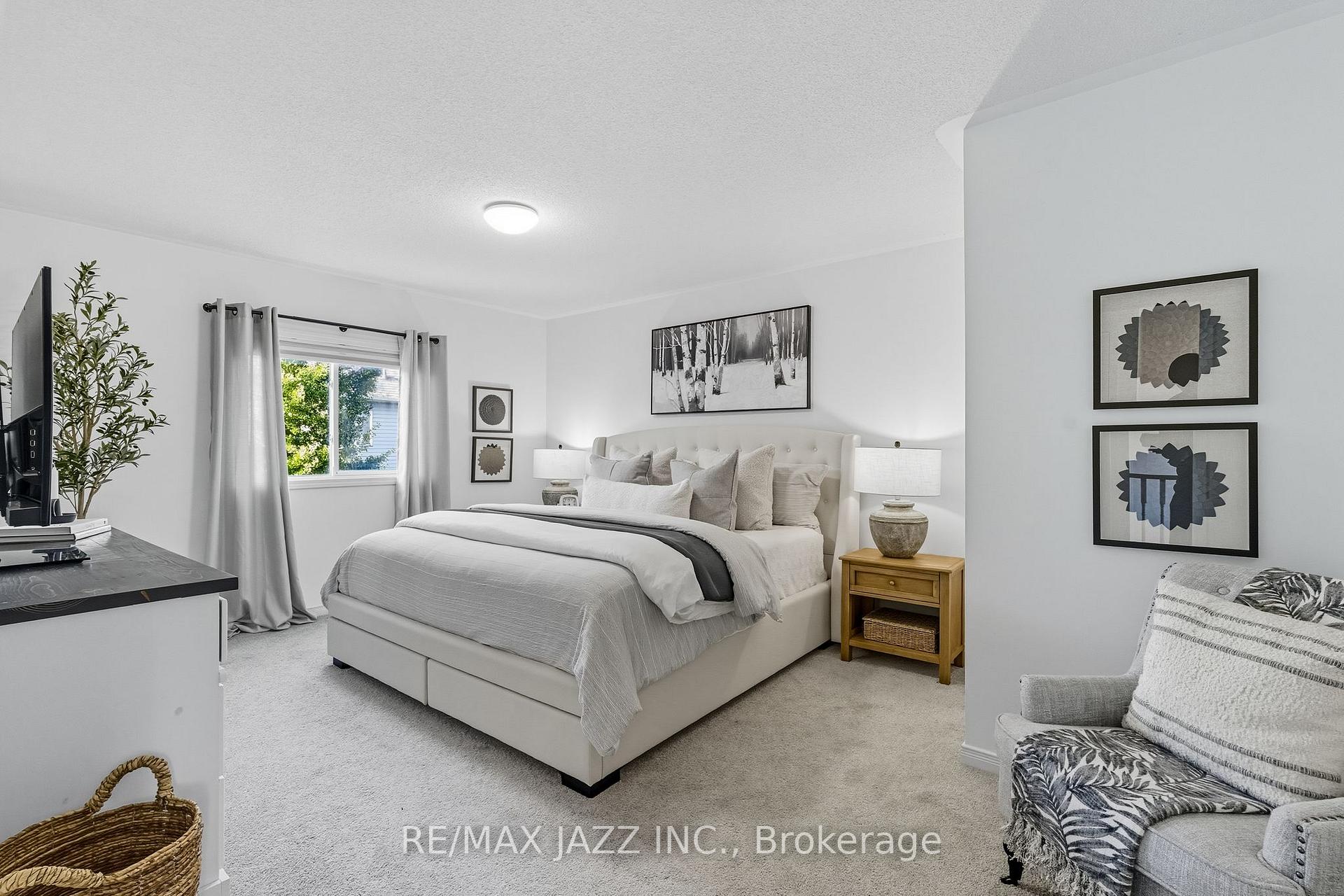 Photo 22 of 16 Carveth Crescent, Clarington, Newcastle — HOMEH