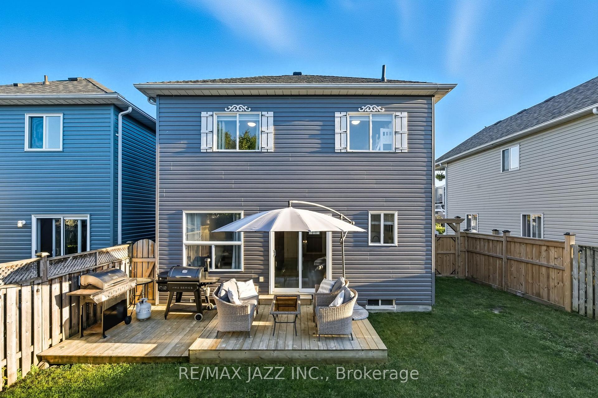 Photo 36 of 16 Carveth Crescent, Clarington, Newcastle — HOMEH