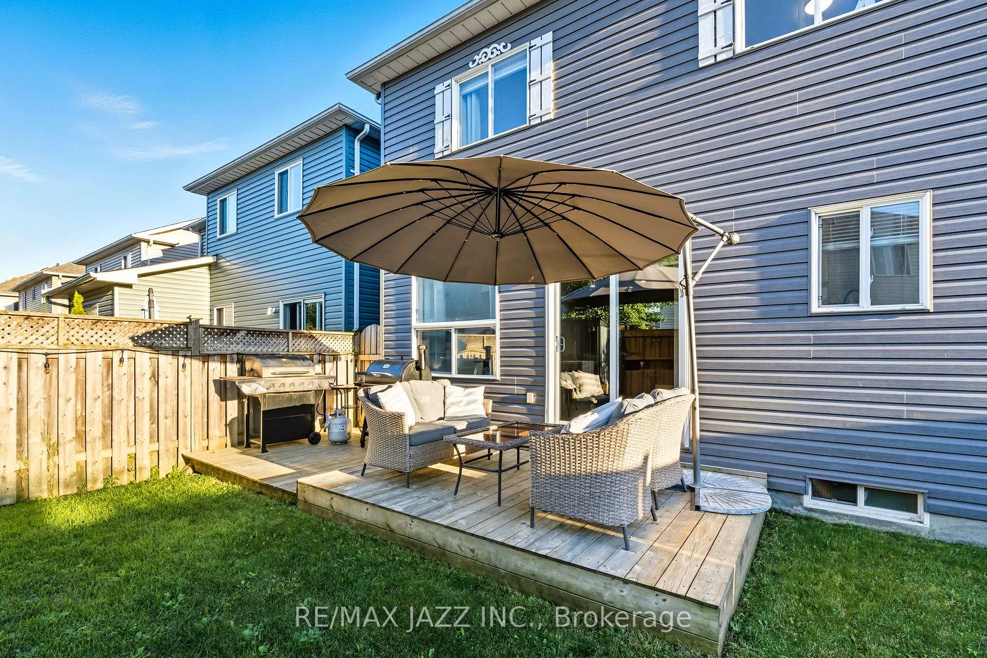 Photo 37 of 16 Carveth Crescent, Clarington, Newcastle — HOMEH