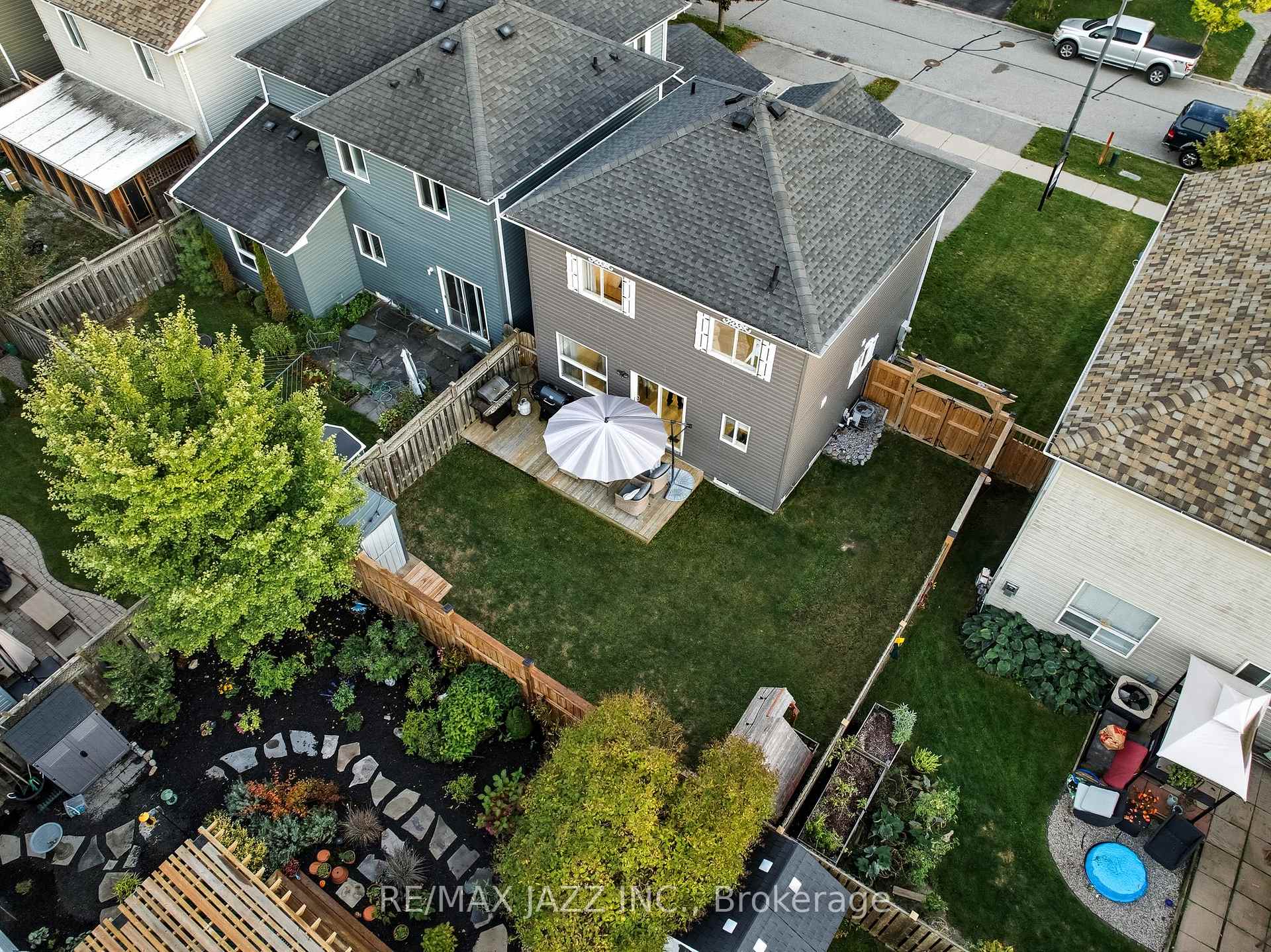 Photo 41 of 16 Carveth Crescent, Clarington, Newcastle — HOMEH