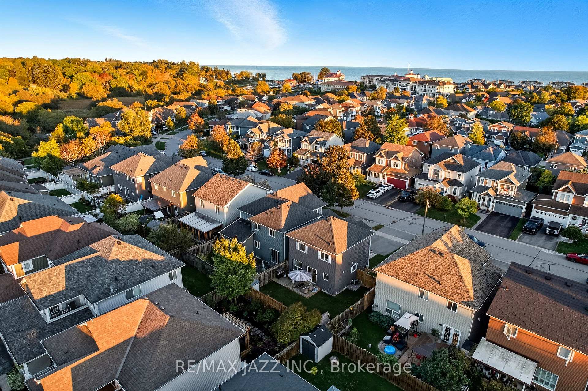 Photo 44 of 16 Carveth Crescent, Clarington, Newcastle — HOMEH
