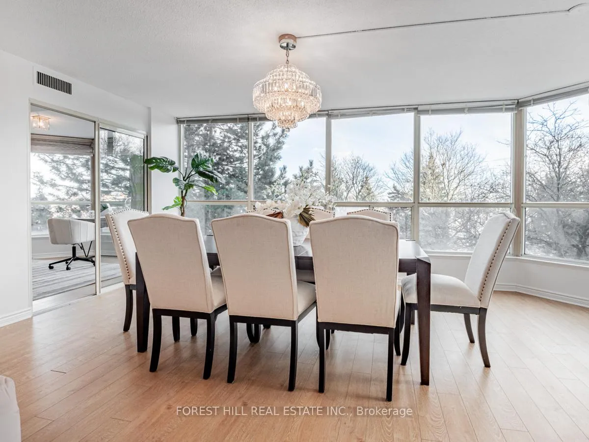 Photo 10 of Unit 307, 7300 Yonge Street, Vaughan, Crestwood-Springfarm-Yorkhill — HOMEH