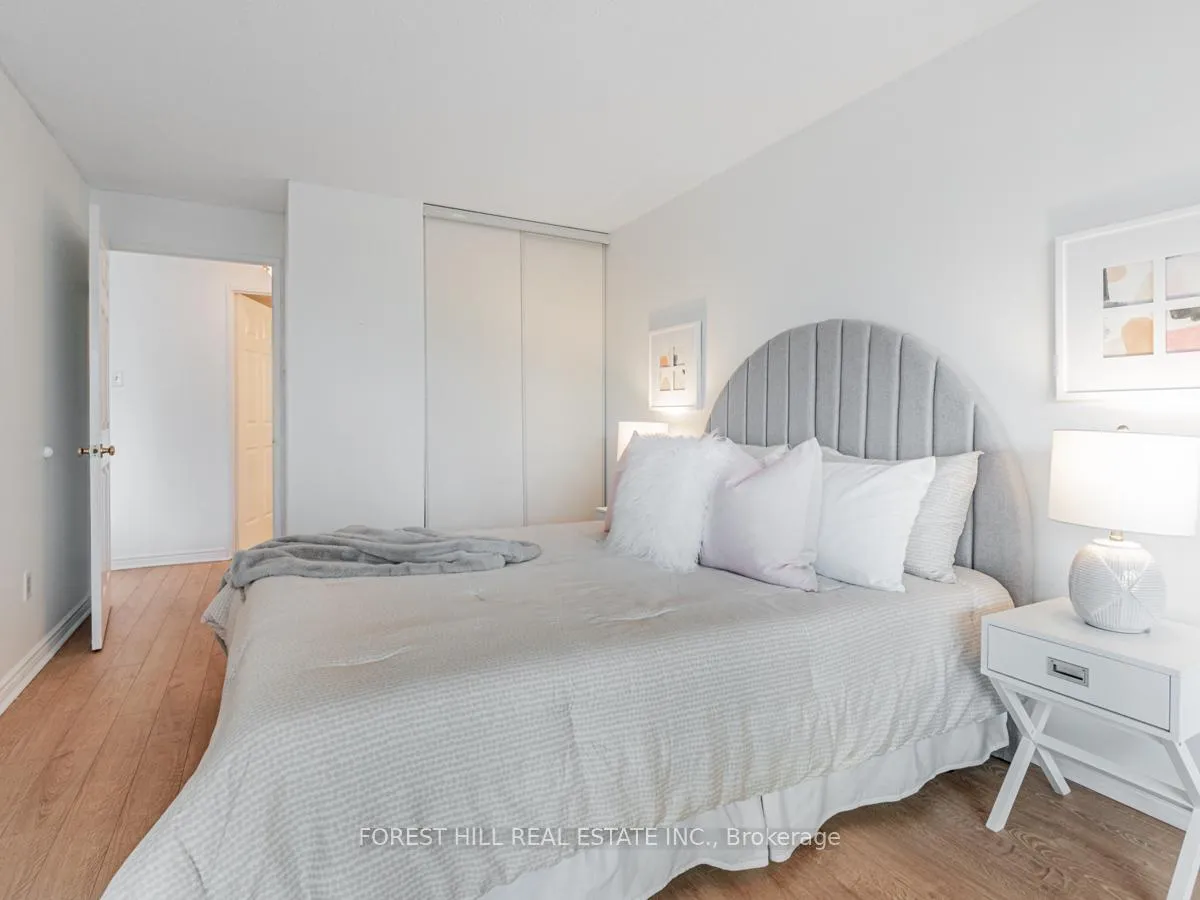 Photo 20 of Unit 307, 7300 Yonge Street, Vaughan, Crestwood-Springfarm-Yorkhill — HOMEH