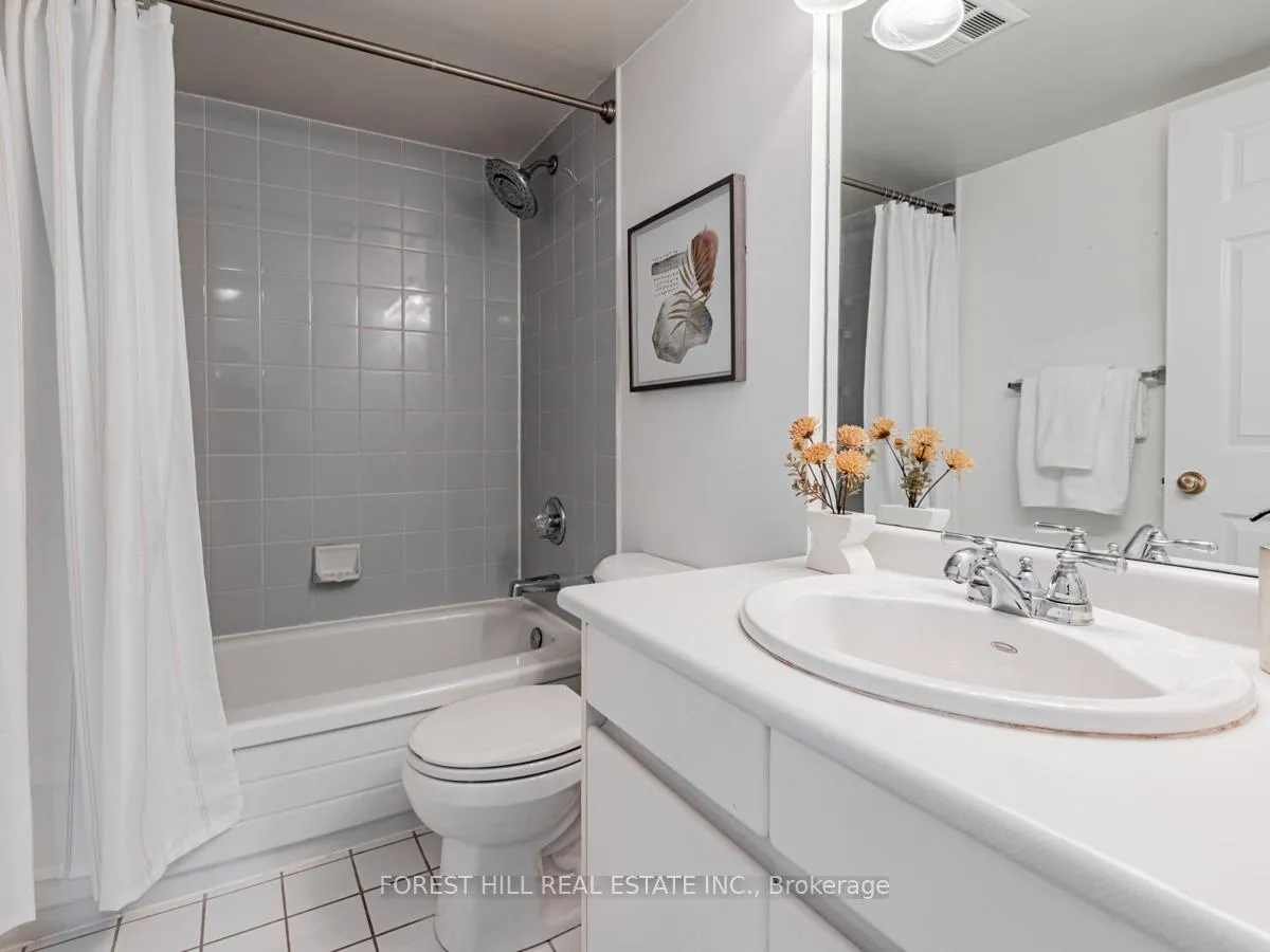 Photo 23 of Unit 307, 7300 Yonge Street, Vaughan, Crestwood-Springfarm-Yorkhill — HOMEH