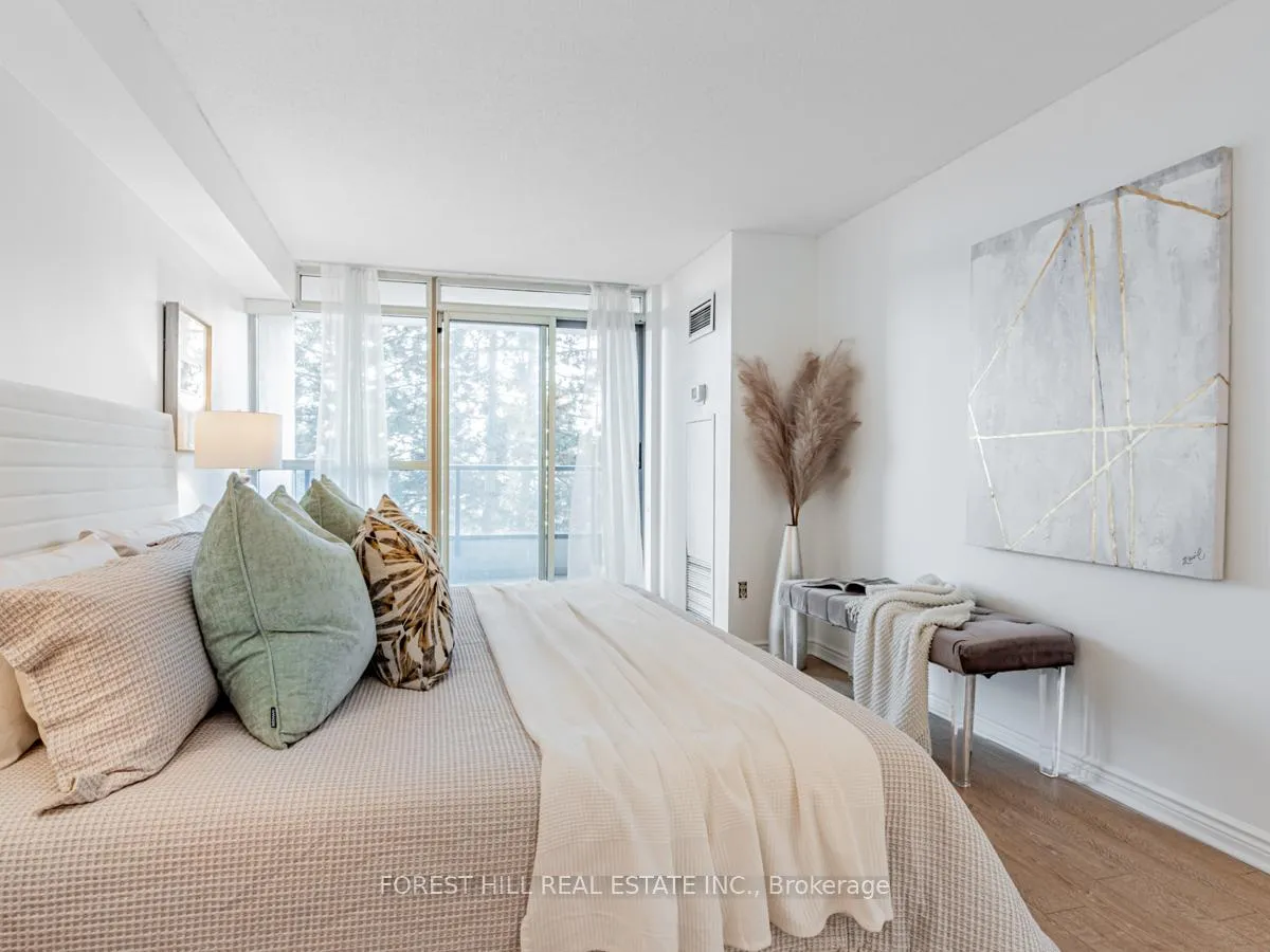 Photo 25 of Unit 307, 7300 Yonge Street, Vaughan, Crestwood-Springfarm-Yorkhill — HOMEH
