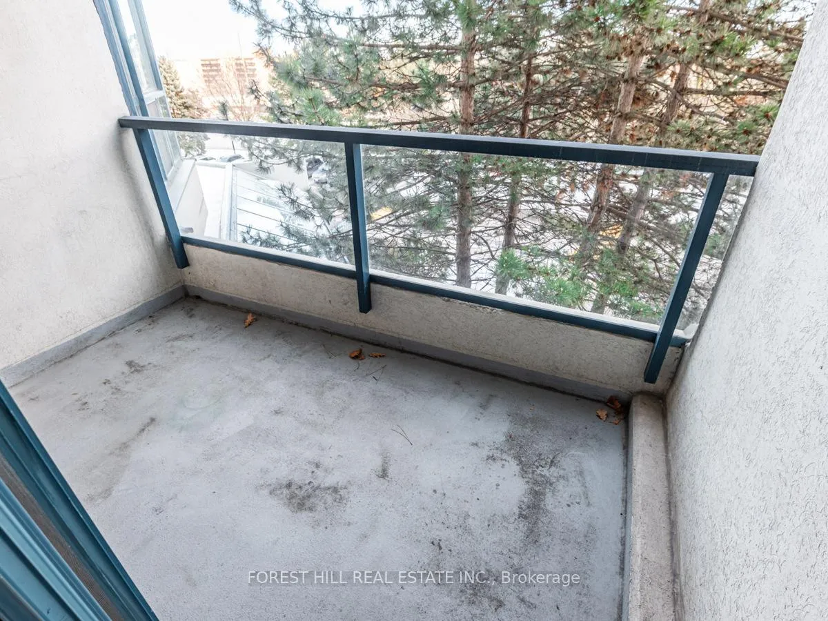 Photo 32 of Unit 307, 7300 Yonge Street, Vaughan, Crestwood-Springfarm-Yorkhill — HOMEH