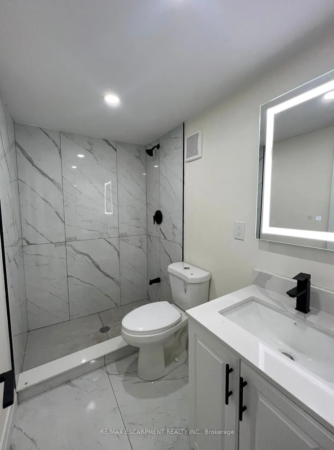 Photo 2 of Unit BASEMENT, 75 David Avenue, Hamilton, Hill Park — HOMEH
