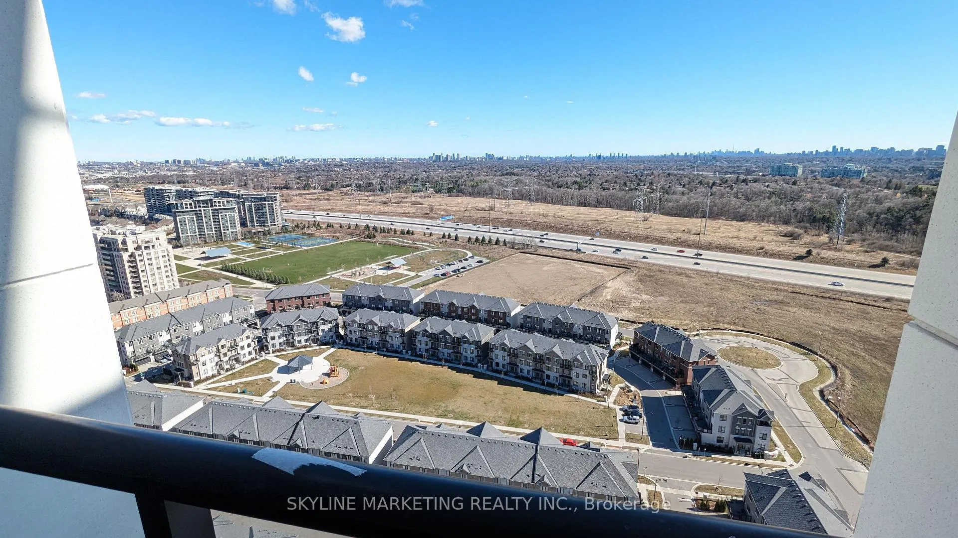 Photo 9 of Unit 2608, 12 Gandhi Lane, Markham, Commerce Valley — HOMEH