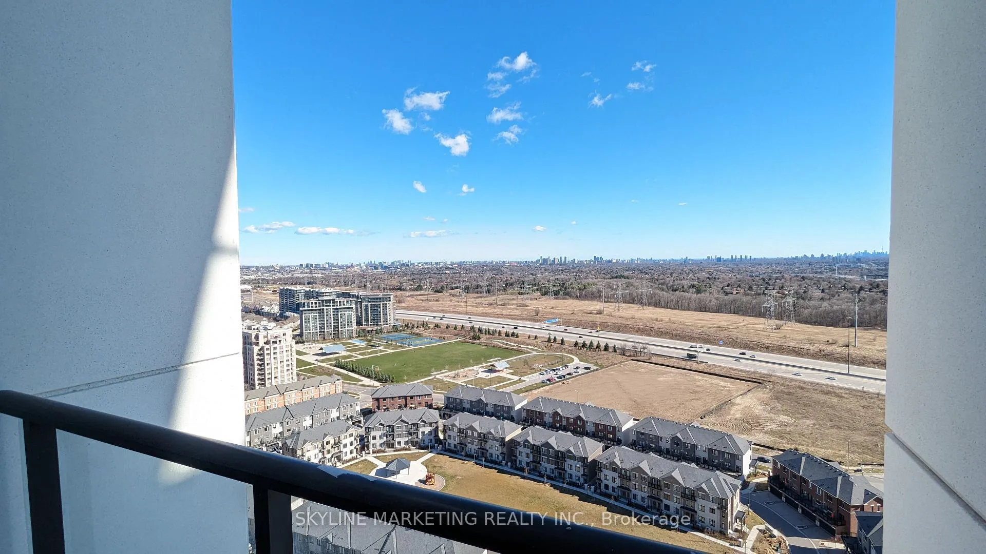 Photo 11 of Unit 2608, 12 Gandhi Lane, Markham, Commerce Valley — HOMEH