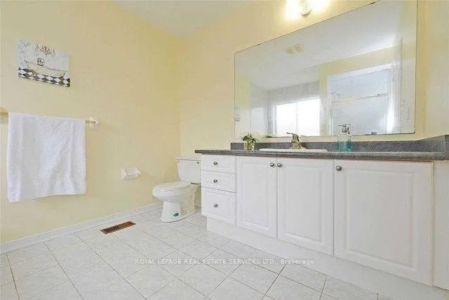 Photo 3 of Unit Main, 42 Snowshoe Lane, Brampton, Sandringham-Wellington — HOMEH