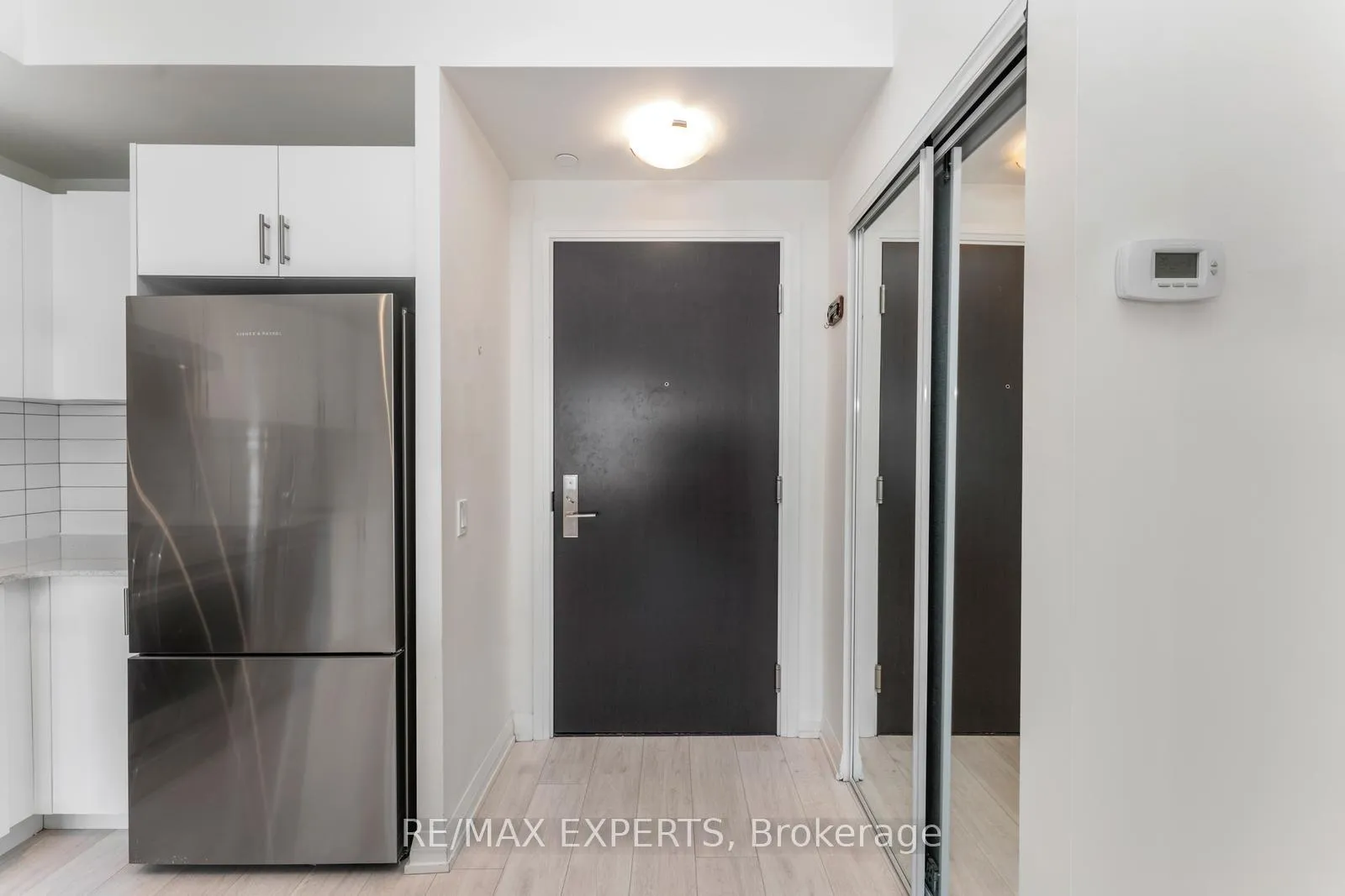Photo 5 of Unit 417, 9000 Jane Street, Vaughan, Concord — HOMEH