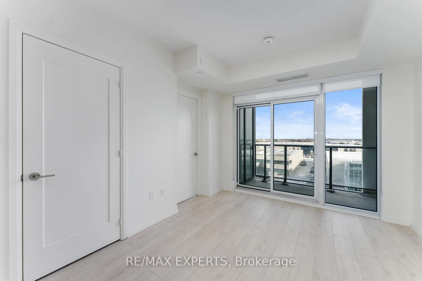 Photo 15 of Unit 417, 9000 Jane Street, Vaughan, Concord — HOMEH