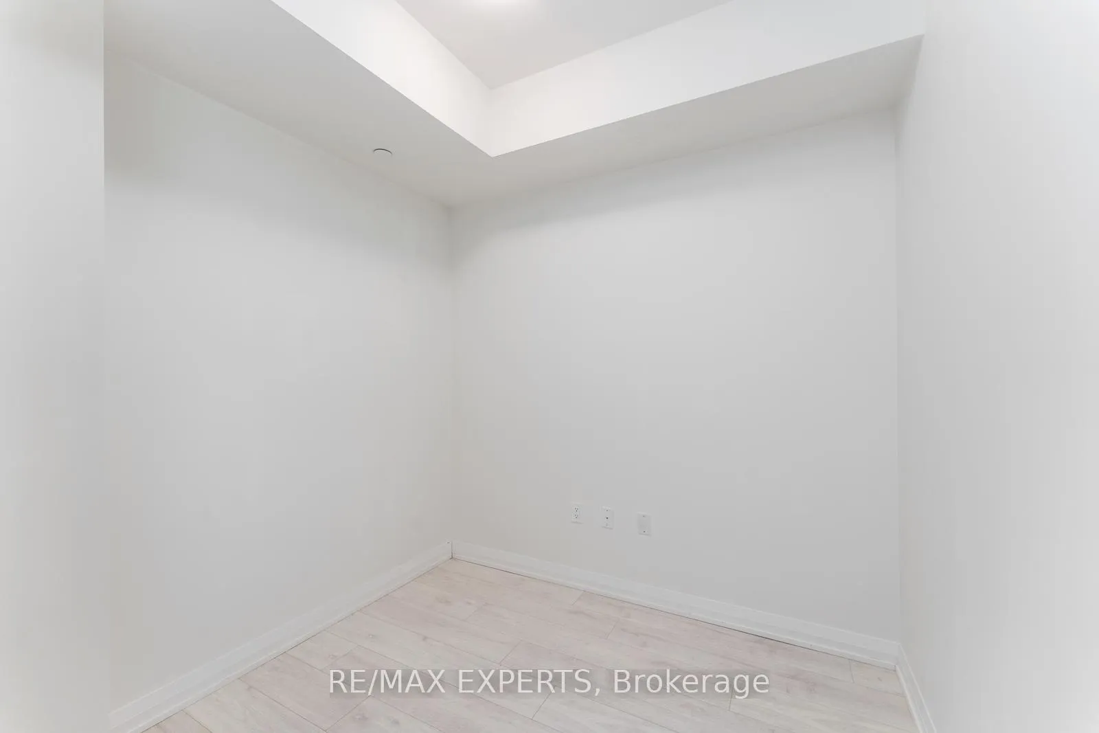 Photo 18 of Unit 417, 9000 Jane Street, Vaughan, Concord — HOMEH