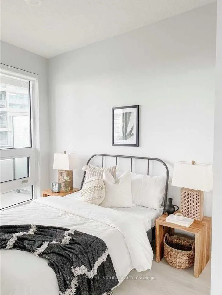 Photo 14 of Unit 2003, 2221 Yonge Street, Toronto, Mount Pleasant West — HOMEH