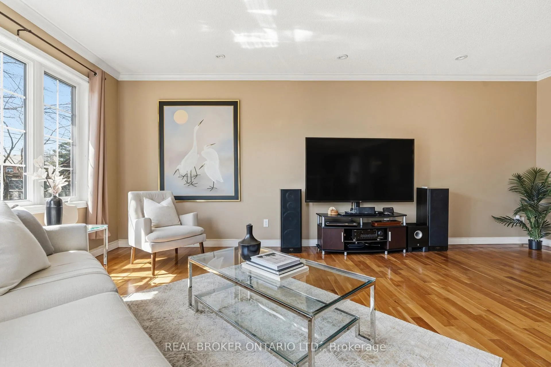 Photo 18 of 18 Cotswold Court, Halton Hills, Georgetown — HOMEH