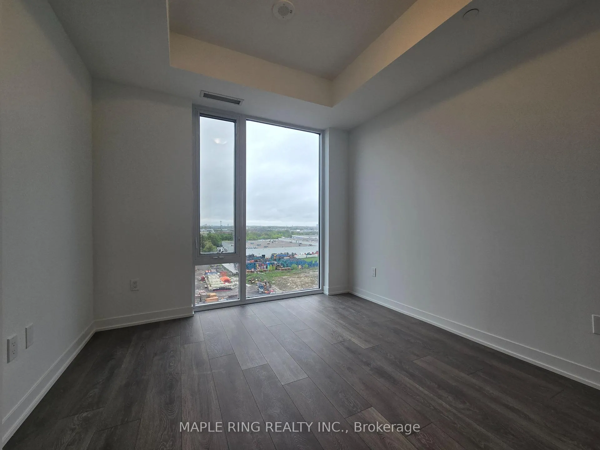 Photo 2 of Unit 908, 474 Caldari Road, Vaughan, Concord — HOMEH