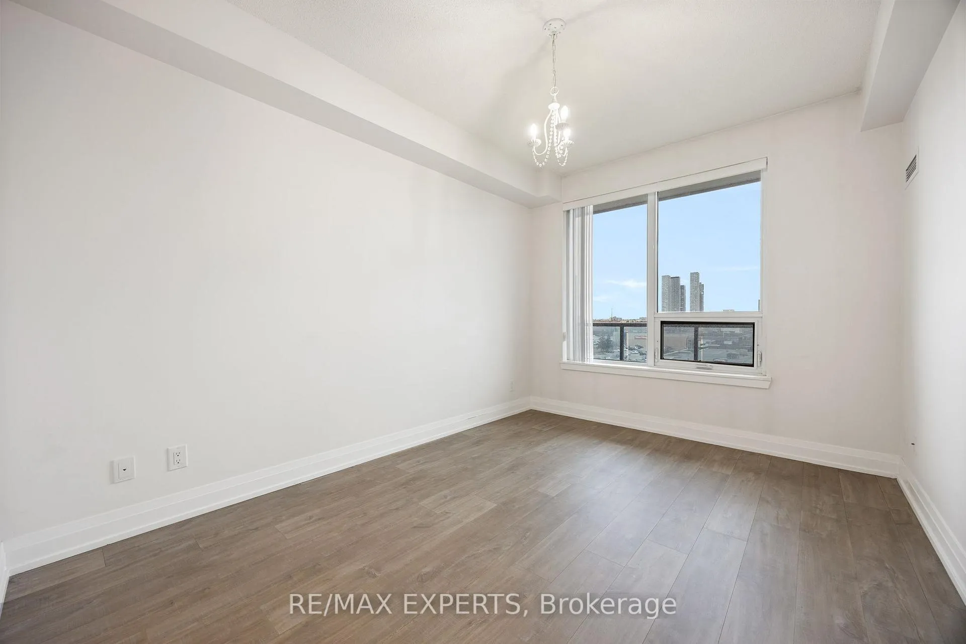 Photo 13 of Unit 512, 3600 Highway 7, Vaughan, Vaughan Corporate Centre — HOMEH
