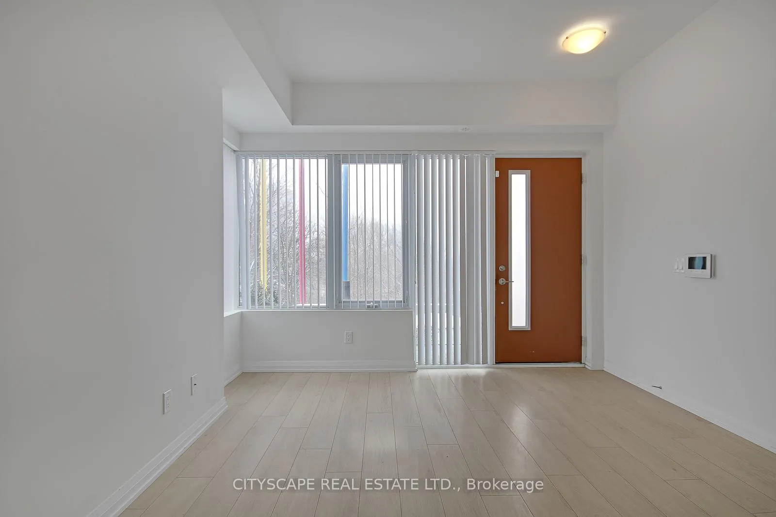 Photo 6 of Unit TH 53, 1020 Portage Parkway, Vaughan, Concord — HOMEH