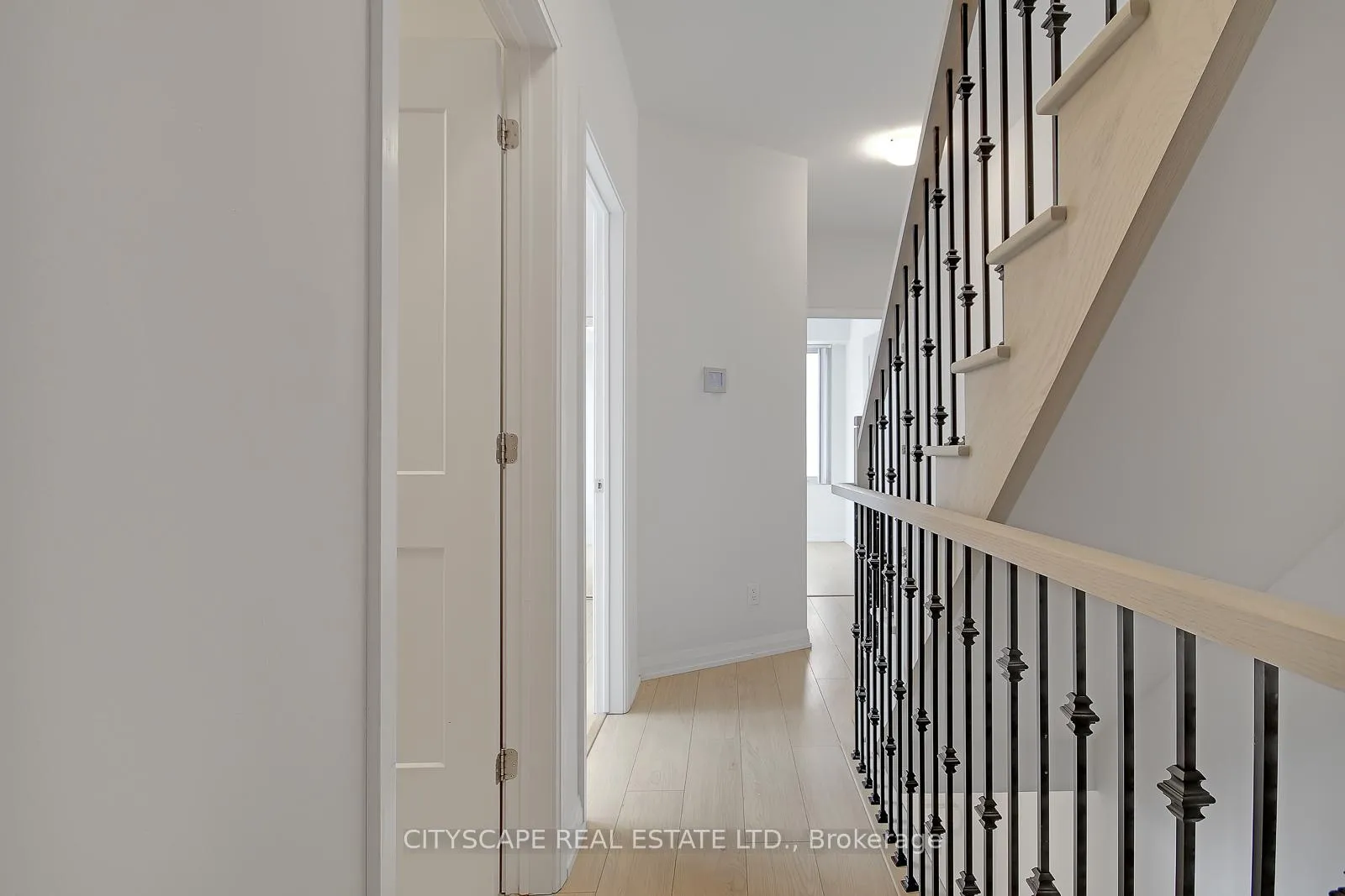 Photo 12 of Unit TH 53, 1020 Portage Parkway, Vaughan, Concord — HOMEH