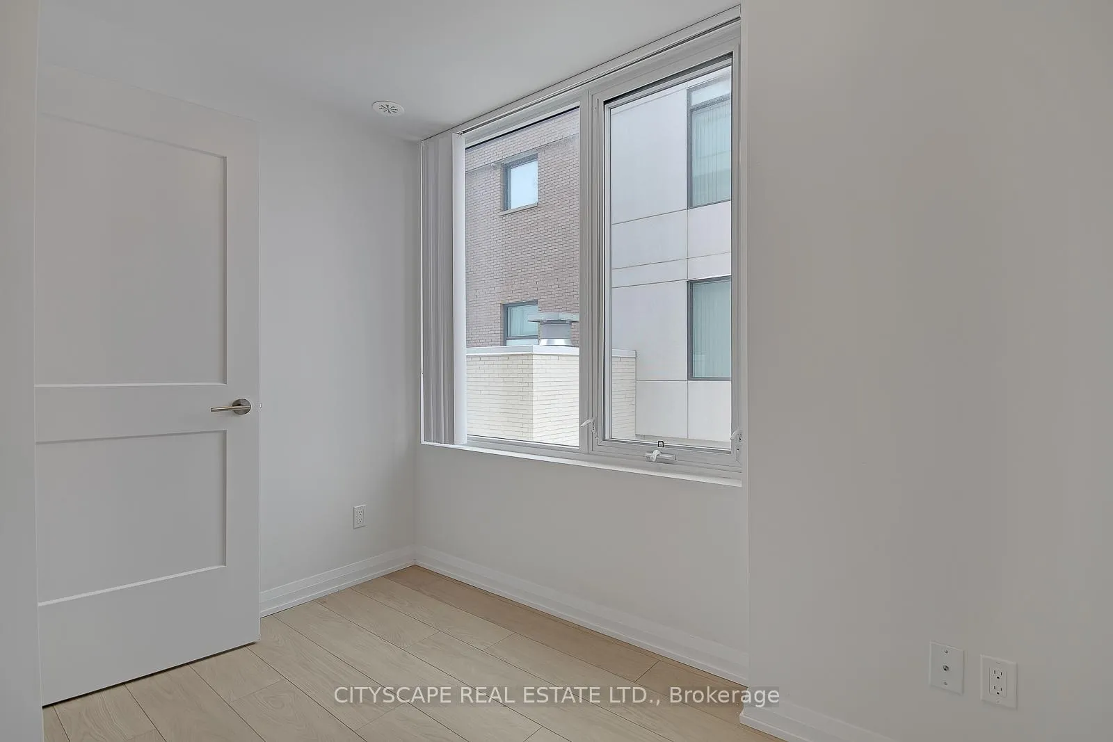 Photo 16 of Unit TH 53, 1020 Portage Parkway, Vaughan, Concord — HOMEH