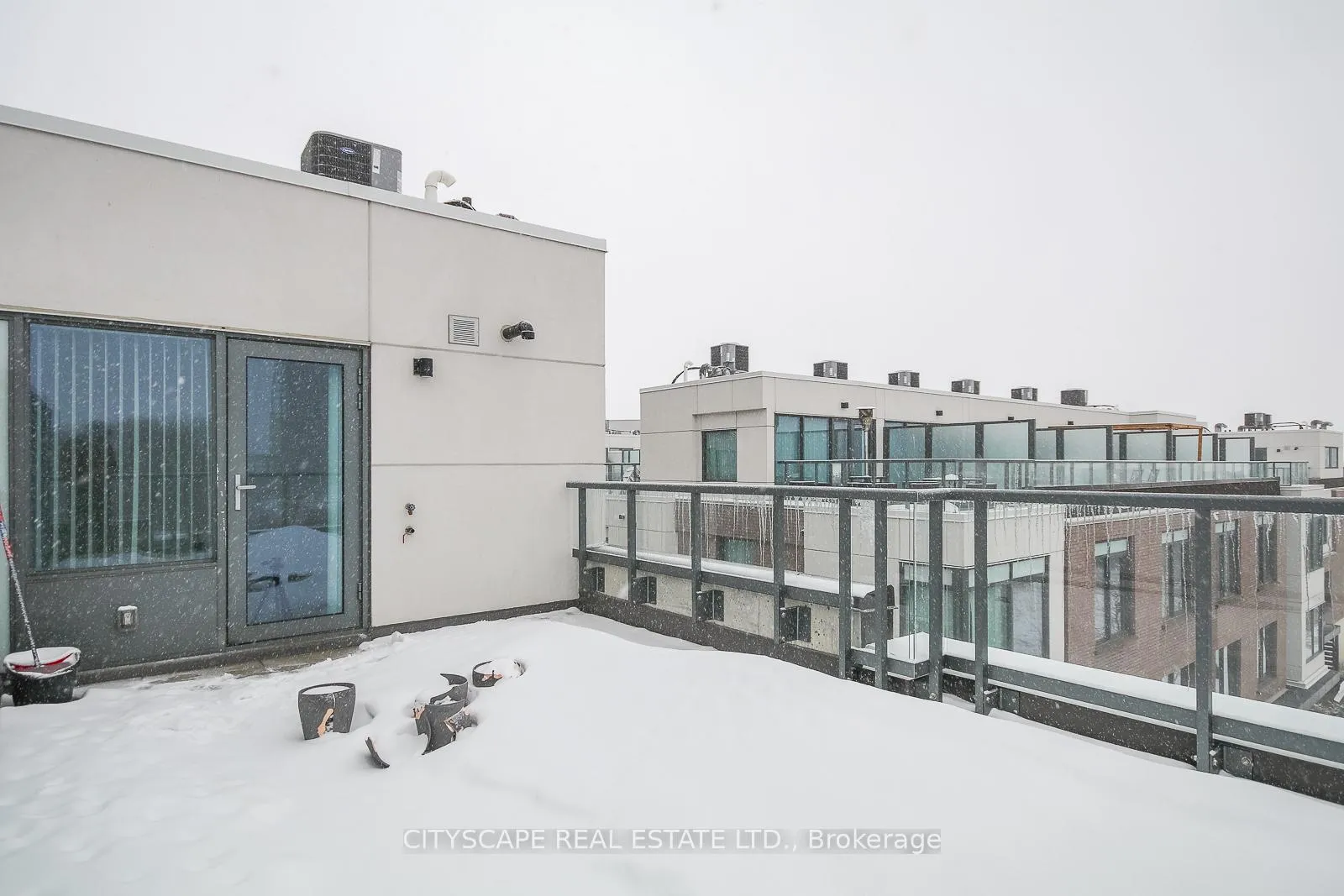 Photo 32 of Unit TH 53, 1020 Portage Parkway, Vaughan, Concord — HOMEH