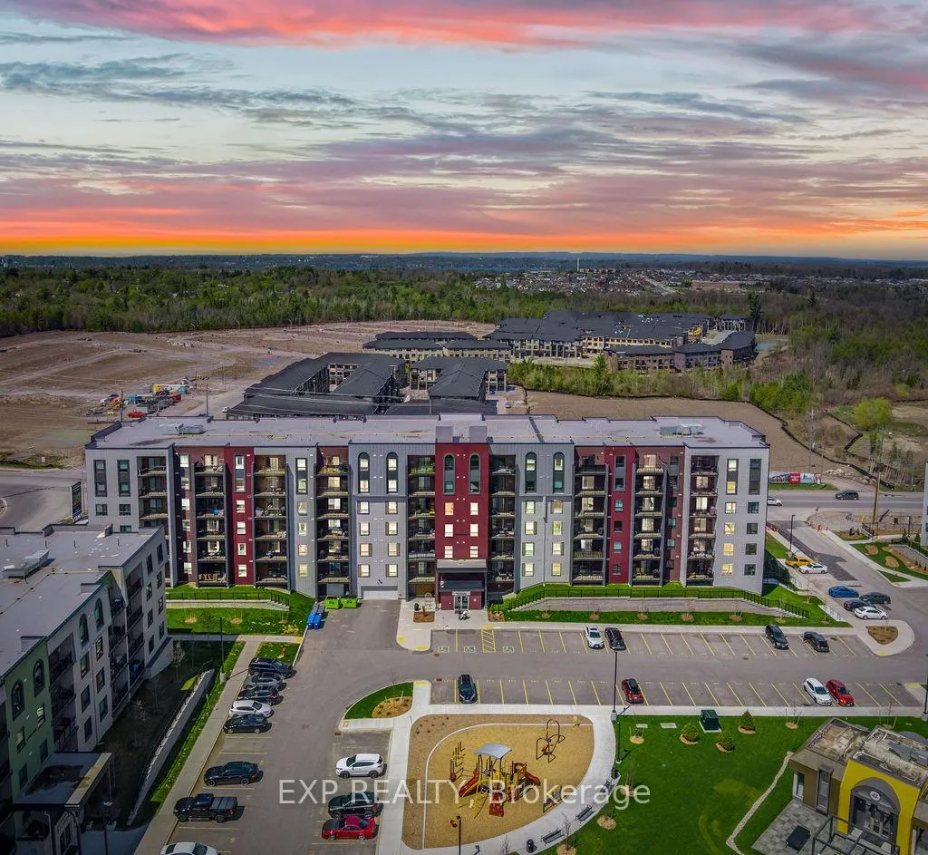 Photo 2 of Unit 506, 4 Spice Way, Barrie, Rural Barrie Southeast — HOMEH