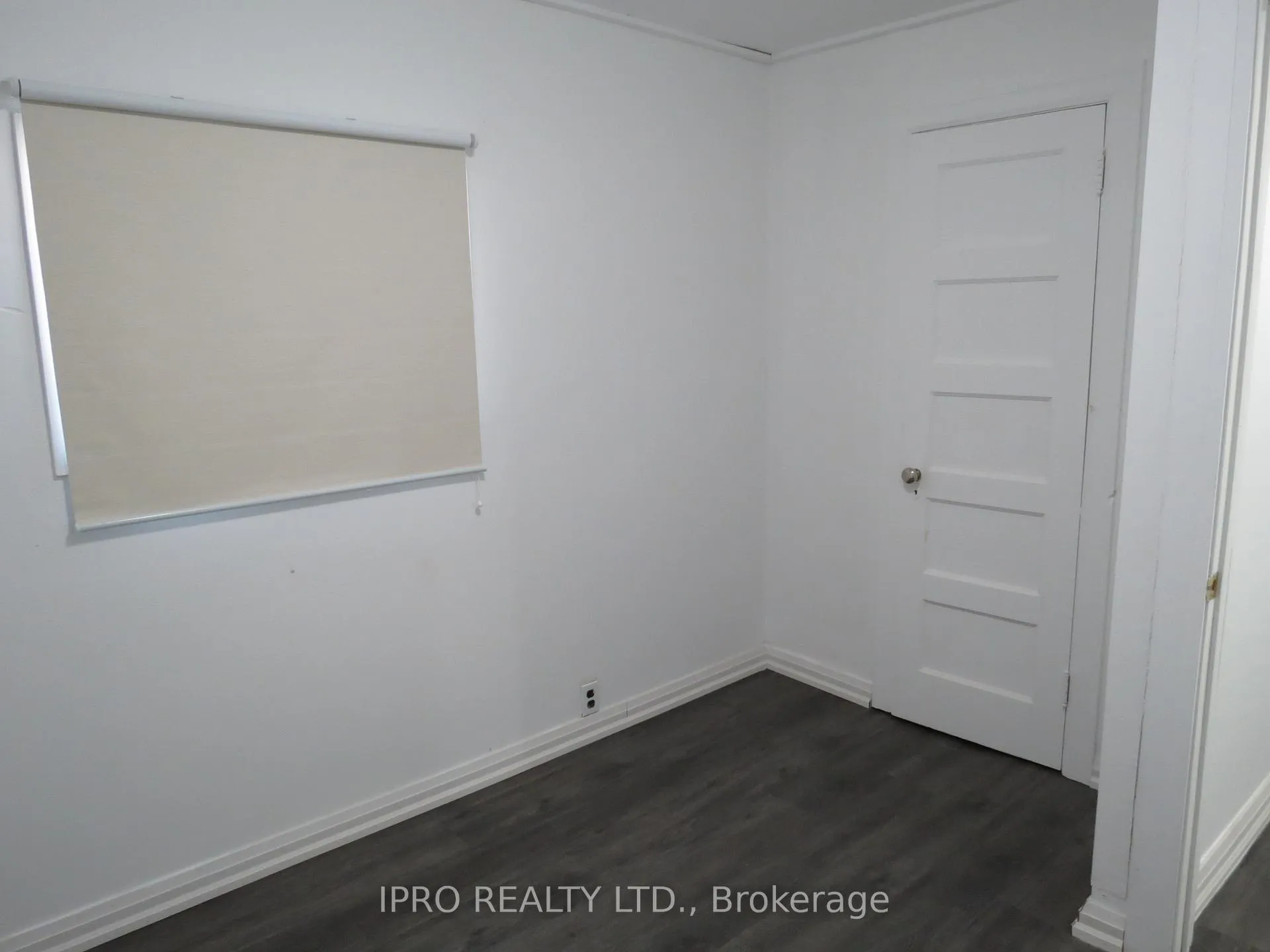 Photo 16 of 33 Chester Road, Hamilton, Stoney Creek — HOMEH