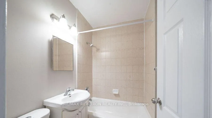 Photo 7 of Unit 616D, 468 Ottawa Street, Hamilton, Corktown — HOMEH