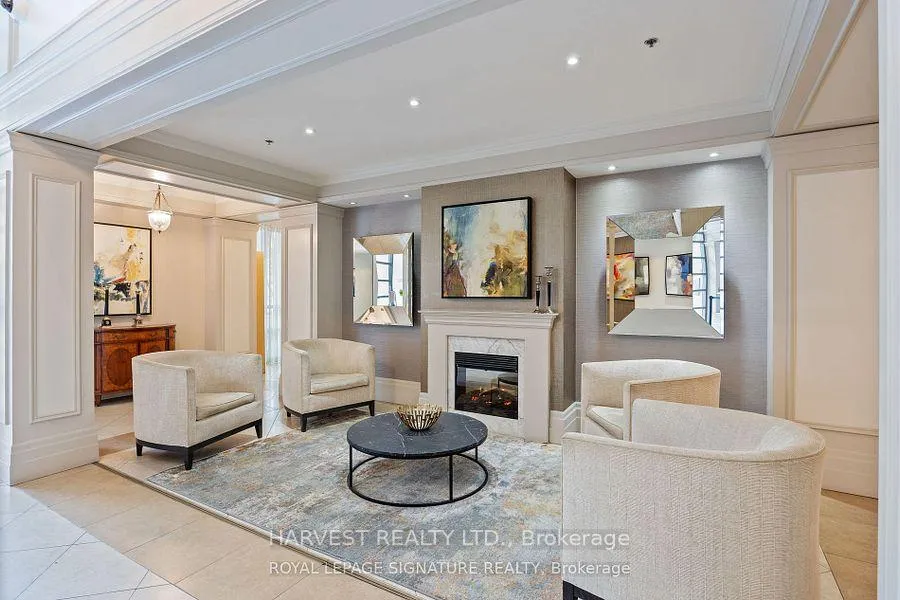Photo 4 of Unit 708, 205 The Donway Street W, North York, Banbury-Don Mills — HOMEH