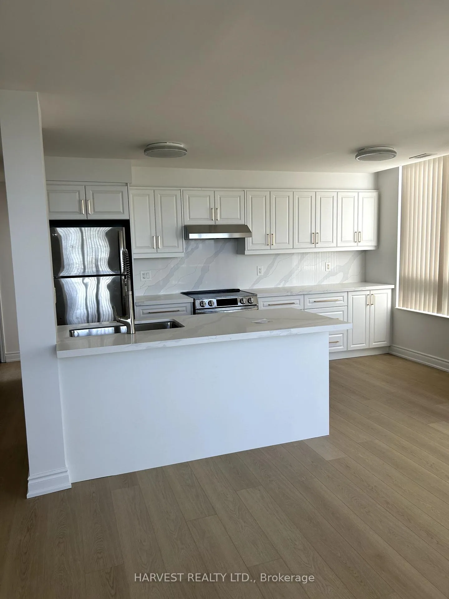 Photo 11 of Unit 708, 205 The Donway Street W, North York, Banbury-Don Mills — HOMEH