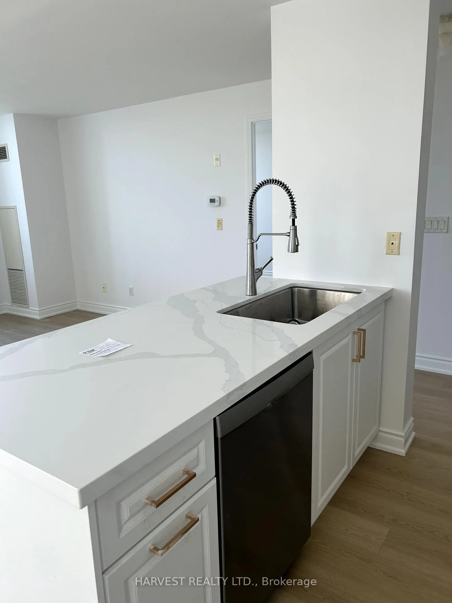 Photo 13 of Unit 708, 205 The Donway Street W, North York, Banbury-Don Mills — HOMEH