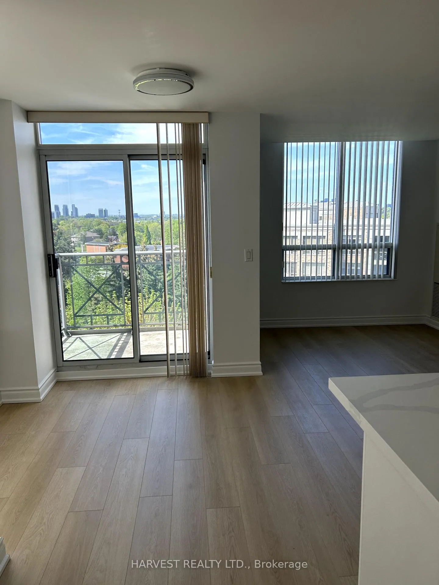 Photo 14 of Unit 708, 205 The Donway Street W, North York, Banbury-Don Mills — HOMEH
