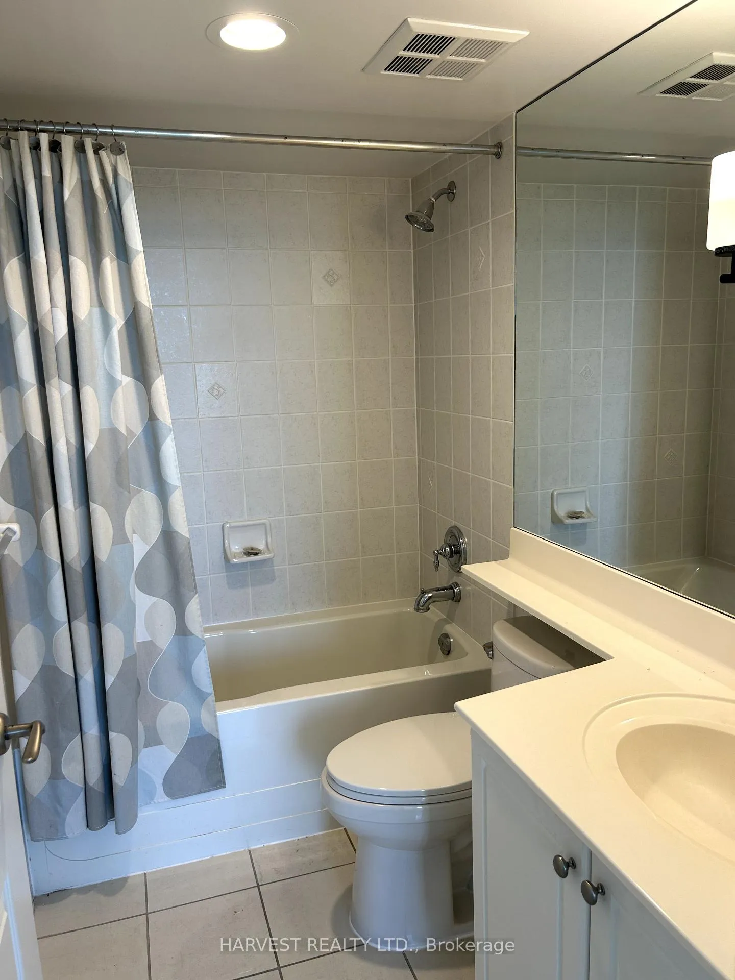Photo 15 of Unit 708, 205 The Donway Street W, North York, Banbury-Don Mills — HOMEH